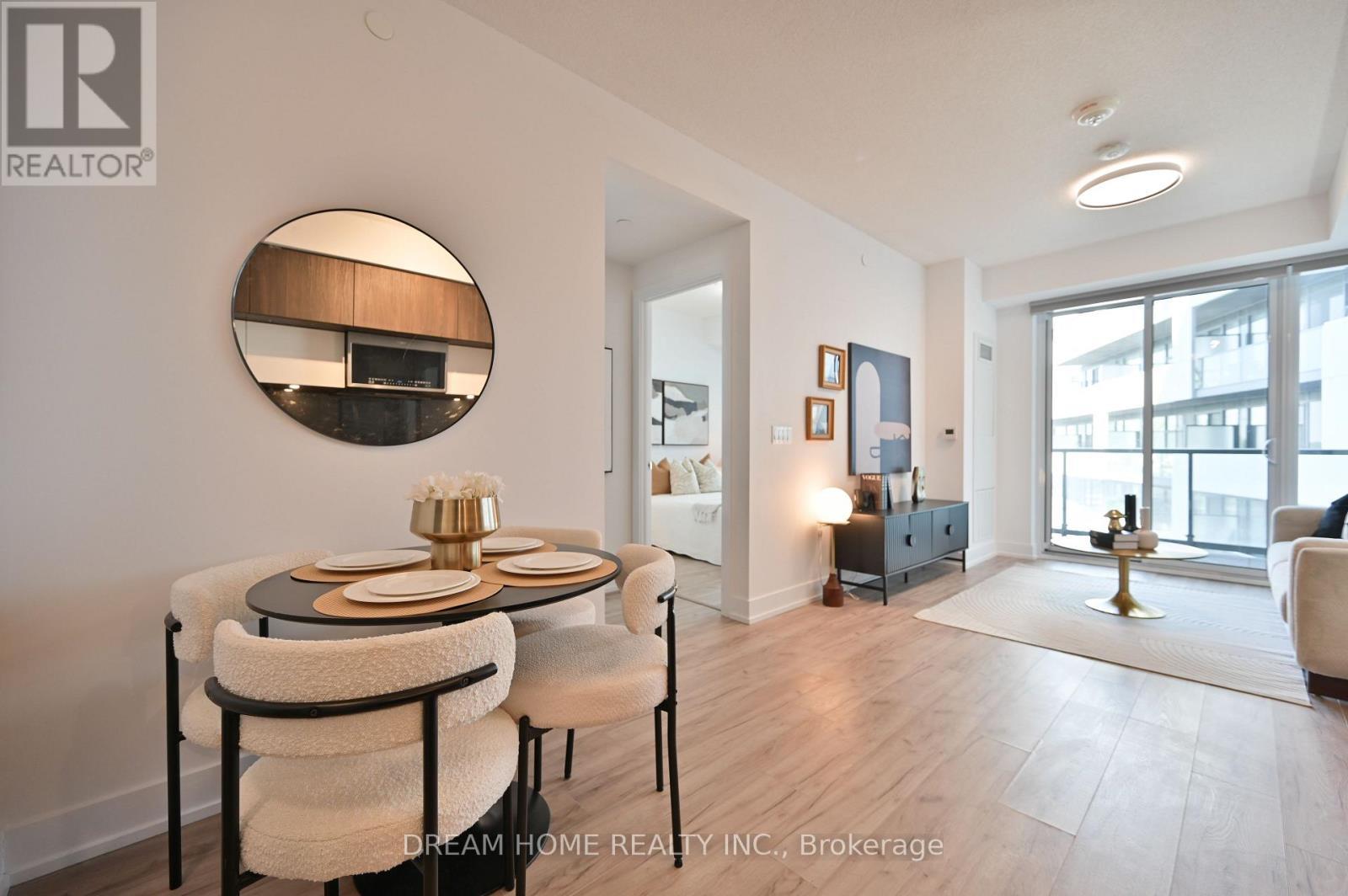 802 - 25 Adra Grado Way, Toronto, ON - Indoor Photo Showing Dining Room
