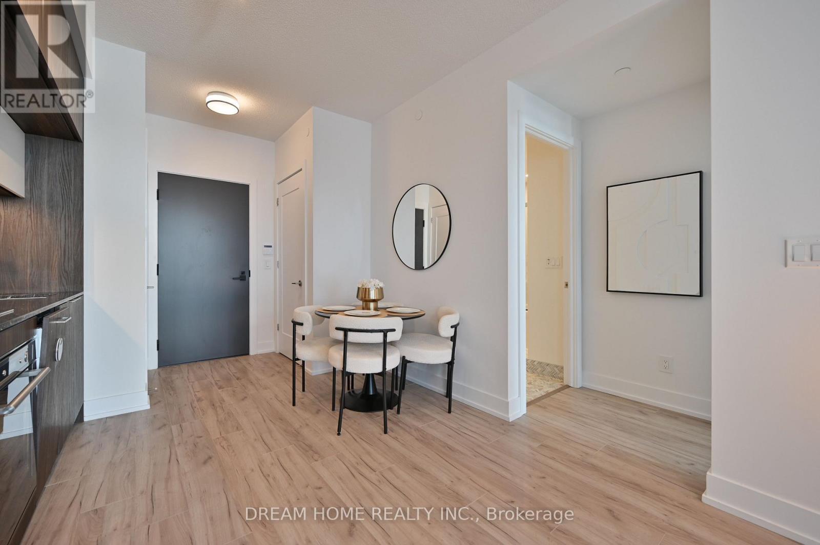 802 - 25 Adra Grado Way, Toronto, ON - Indoor