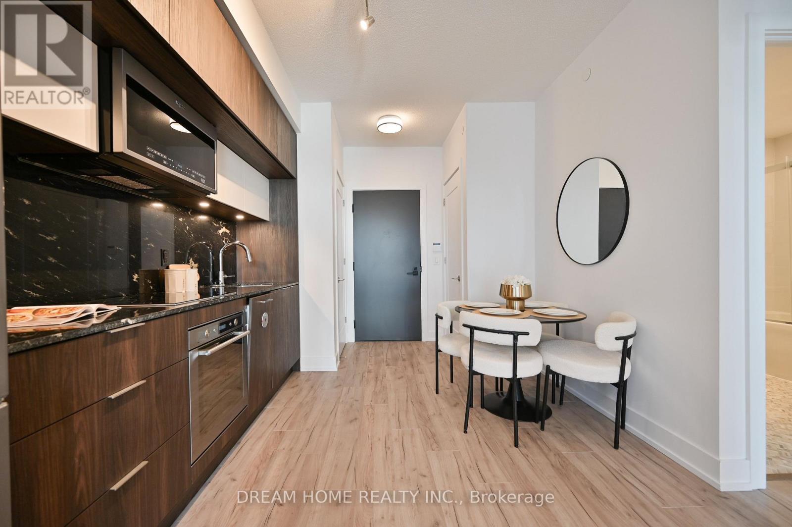 802 - 25 Adra Grado Way, Toronto, ON - Indoor
