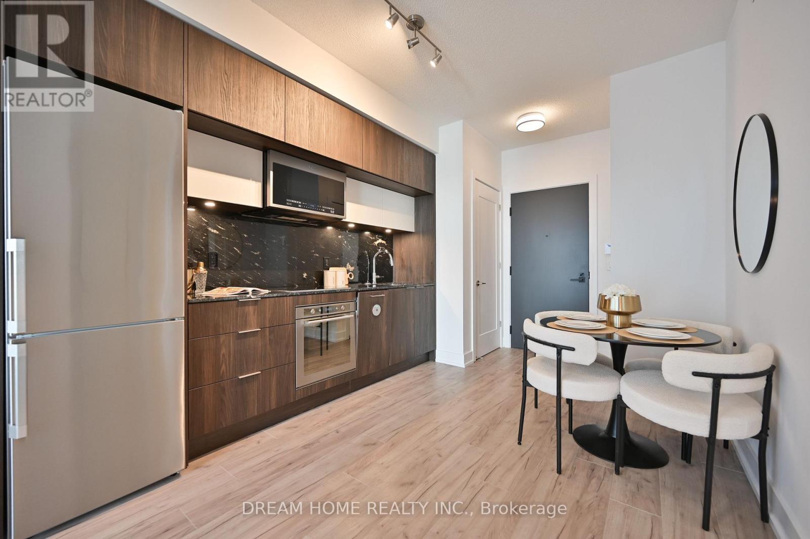 802 - 25 Adra Grado Way, Toronto, ON - Indoor