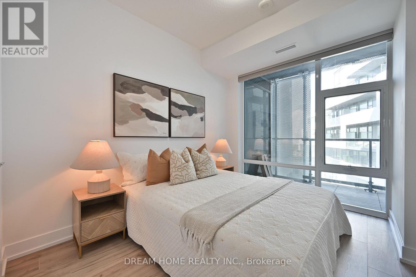 802 - 25 Adra Grado Way, Toronto, ON - Indoor Photo Showing Bedroom