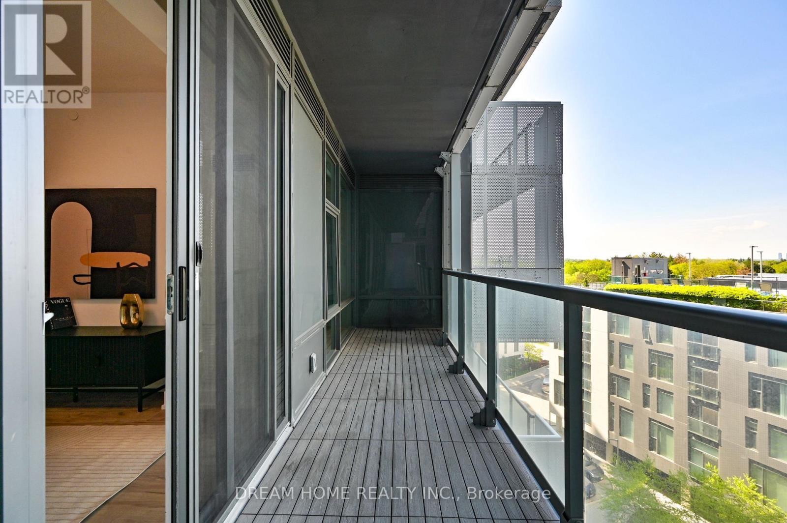 802 - 25 Adra Grado Way, Toronto, ON - Outdoor With Exterior