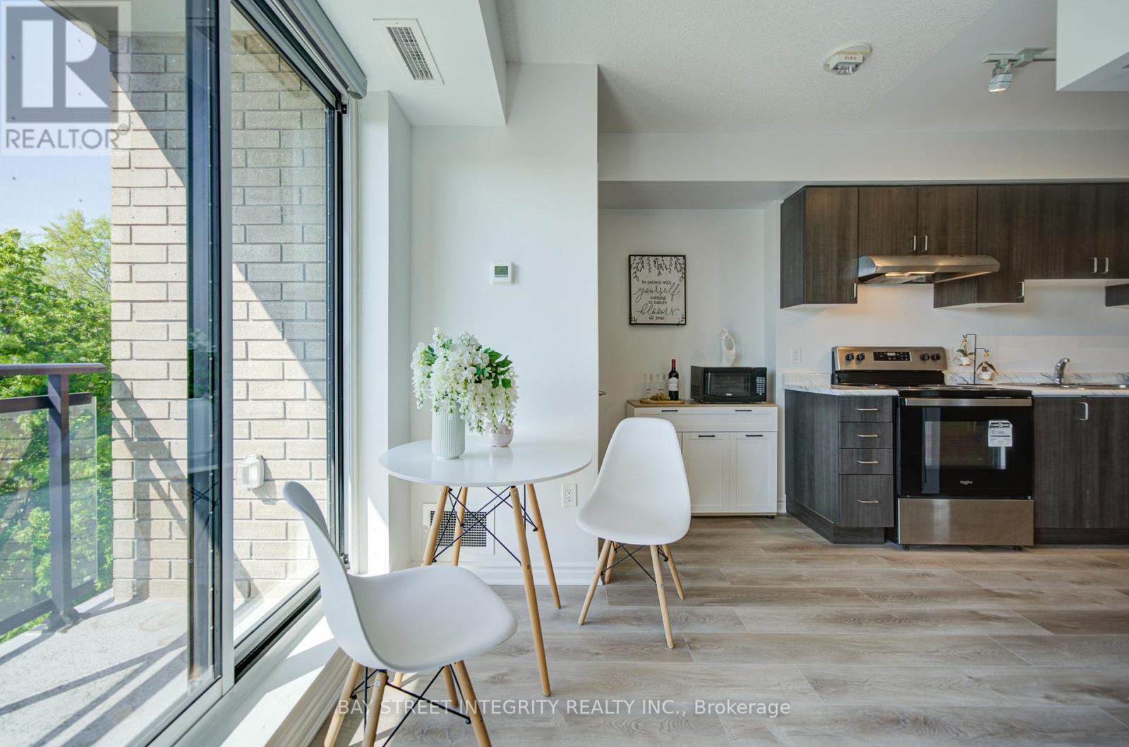 511 - 1 Falaise Road, Toronto, ON - Indoor