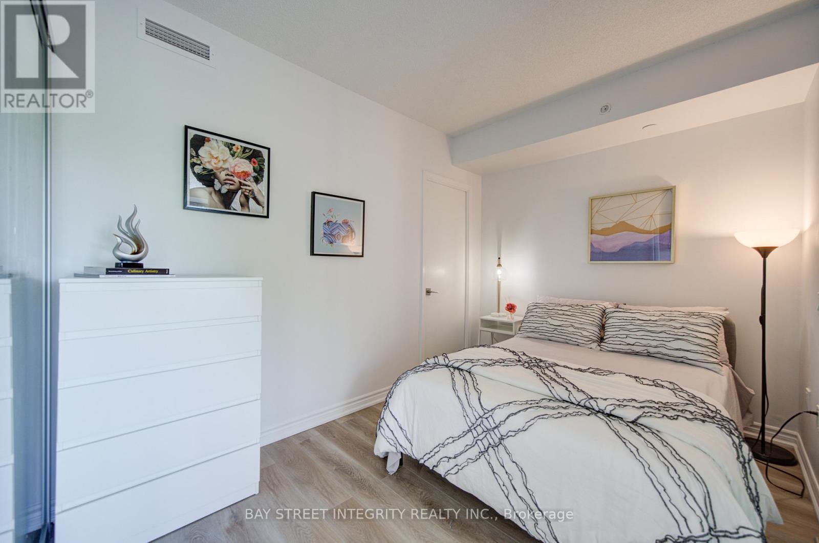 511 - 1 Falaise Road, Toronto, ON - Indoor Photo Showing Bedroom