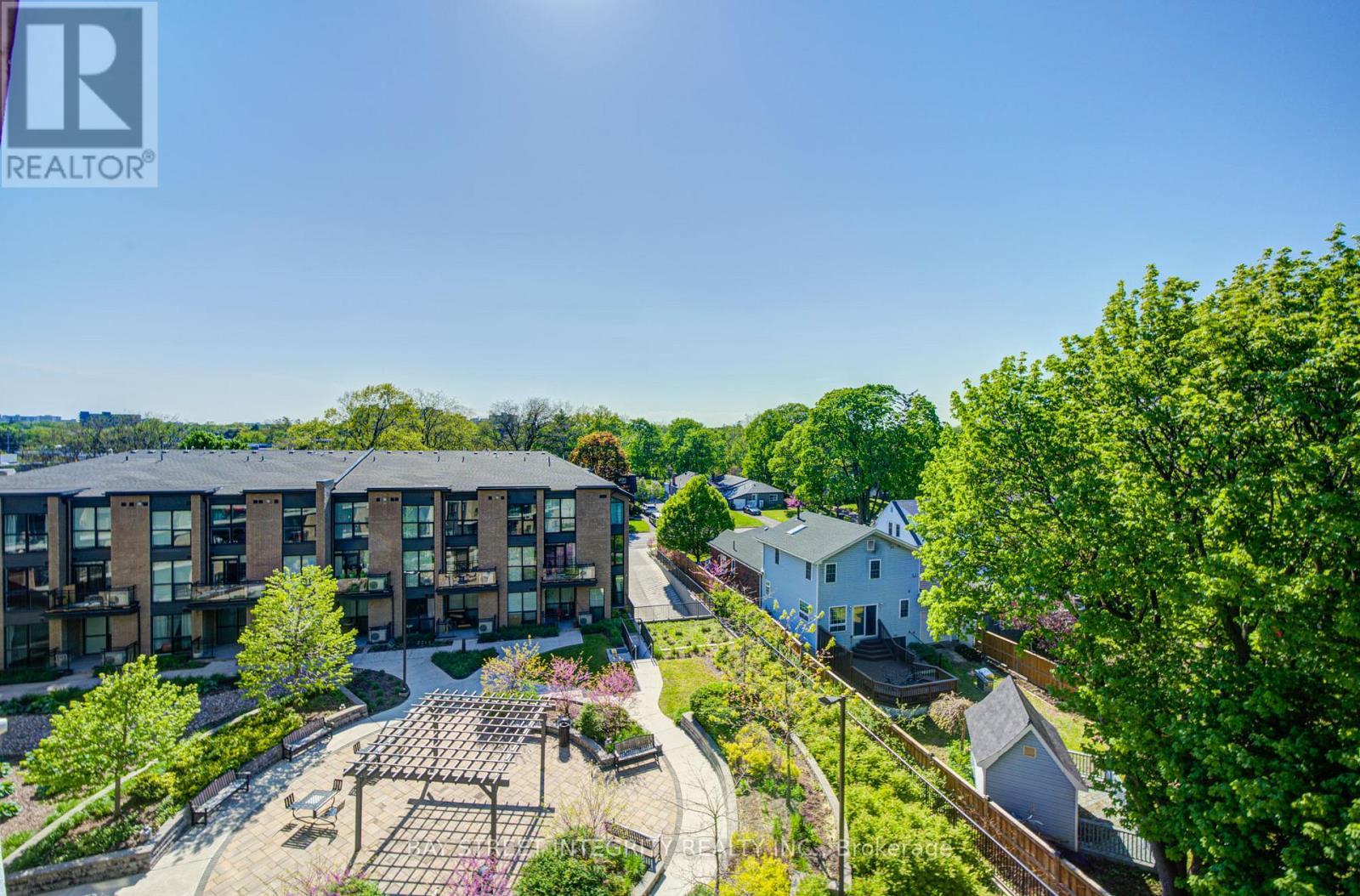 511 - 1 Falaise Road, Toronto, ON - Outdoor