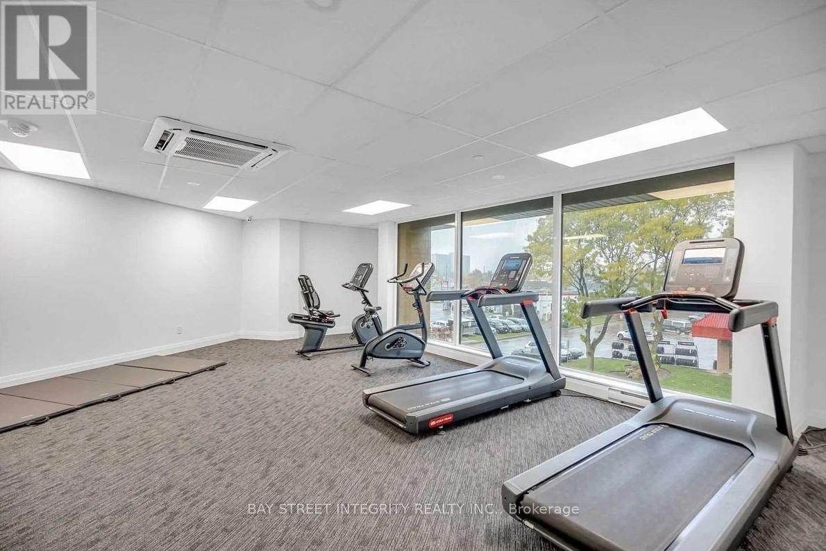 511 - 1 Falaise Road, Toronto, ON - Indoor Photo Showing Gym Room
