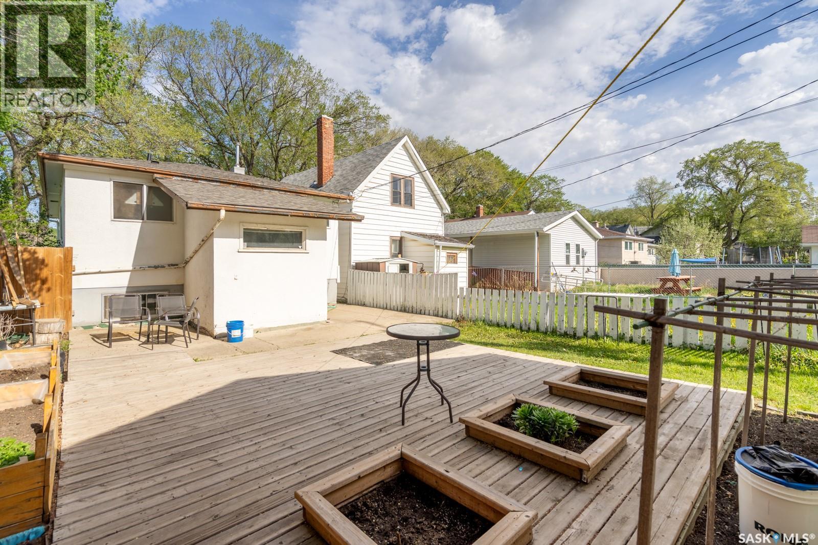 1840 Quebec Street, Regina, SK - Outdoor With Deck Patio Veranda With Exterior