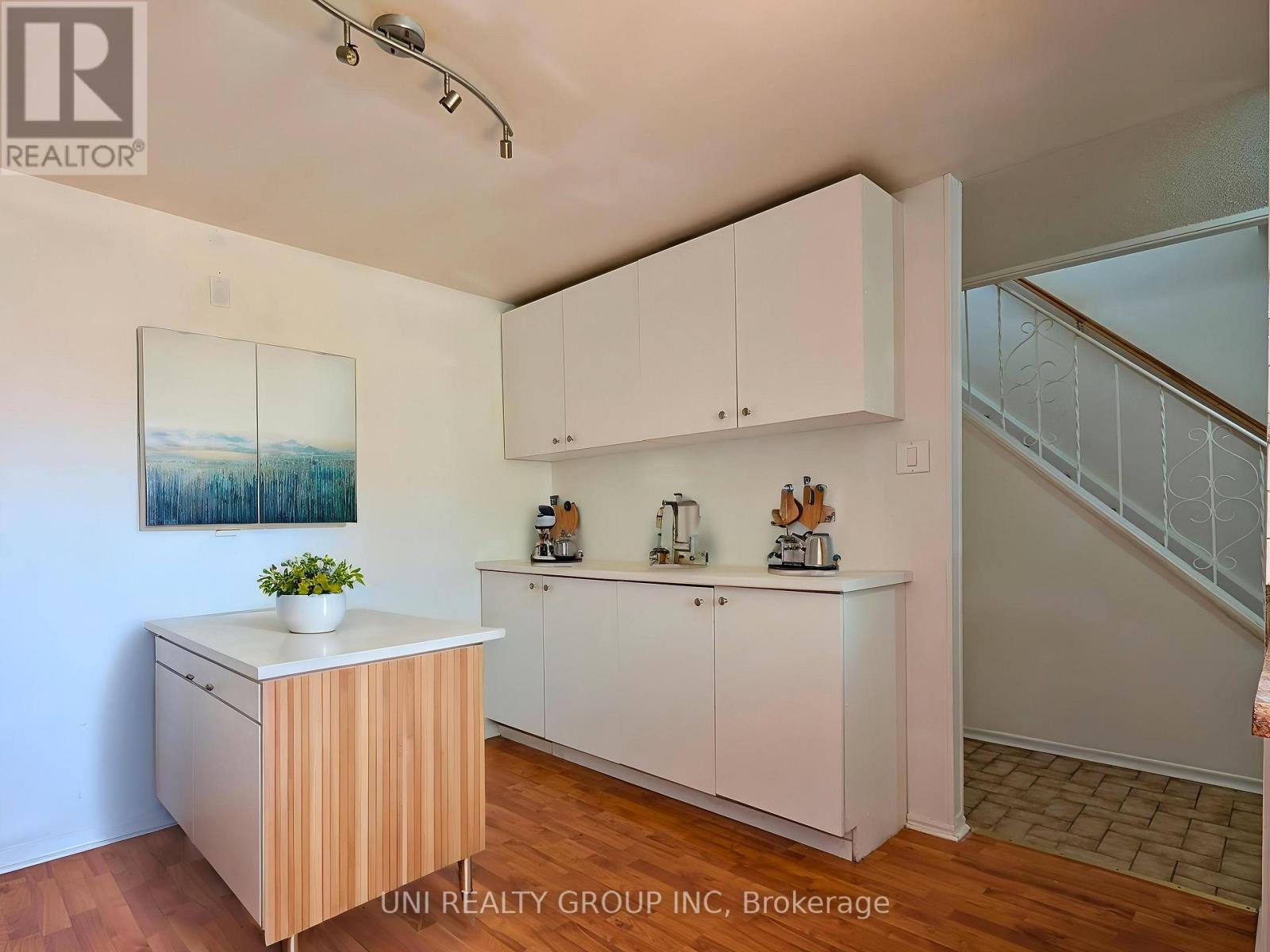G - 1460 Heatherington Road, Ottawa, ON - Indoor
