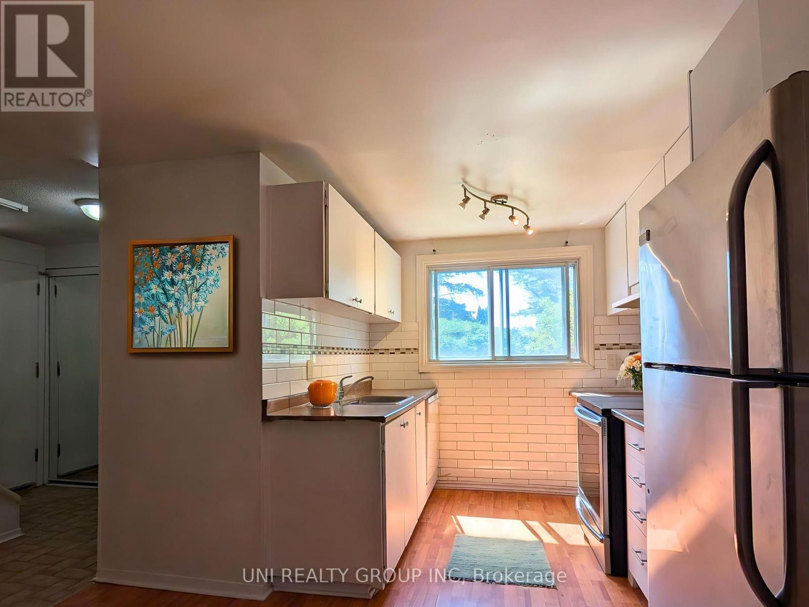 G - 1460 Heatherington Road, Ottawa, ON - Indoor