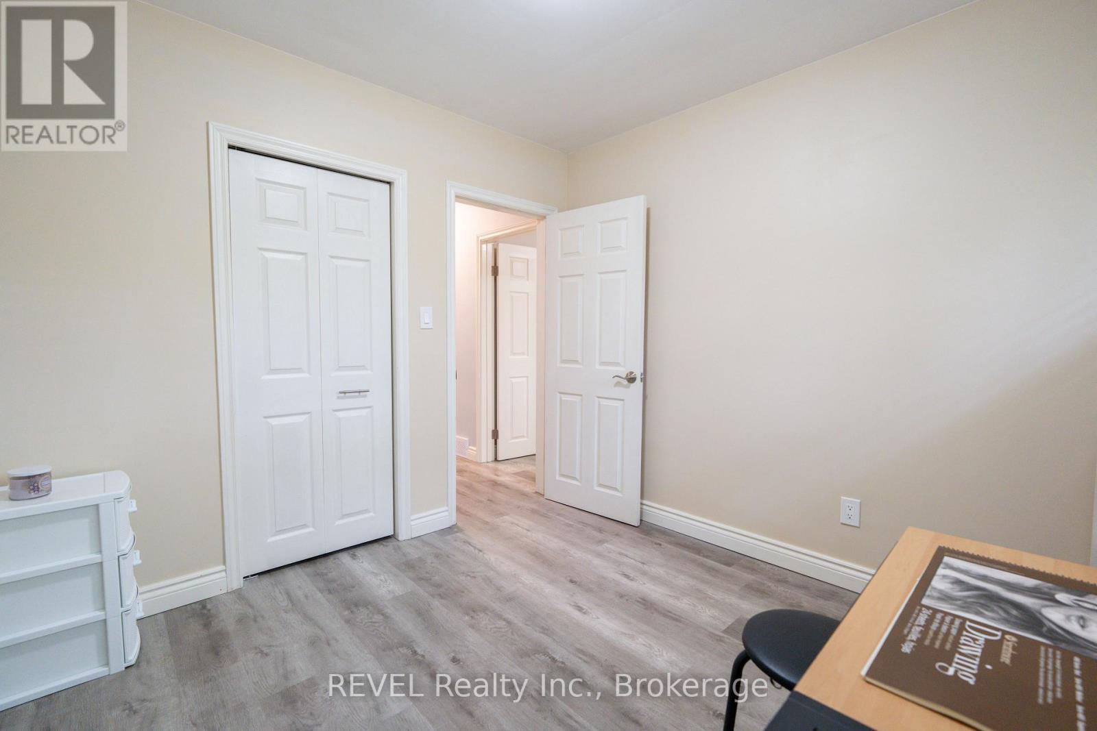 4480 Queensway Gardens, Niagara Falls (Morrison), ON - Indoor