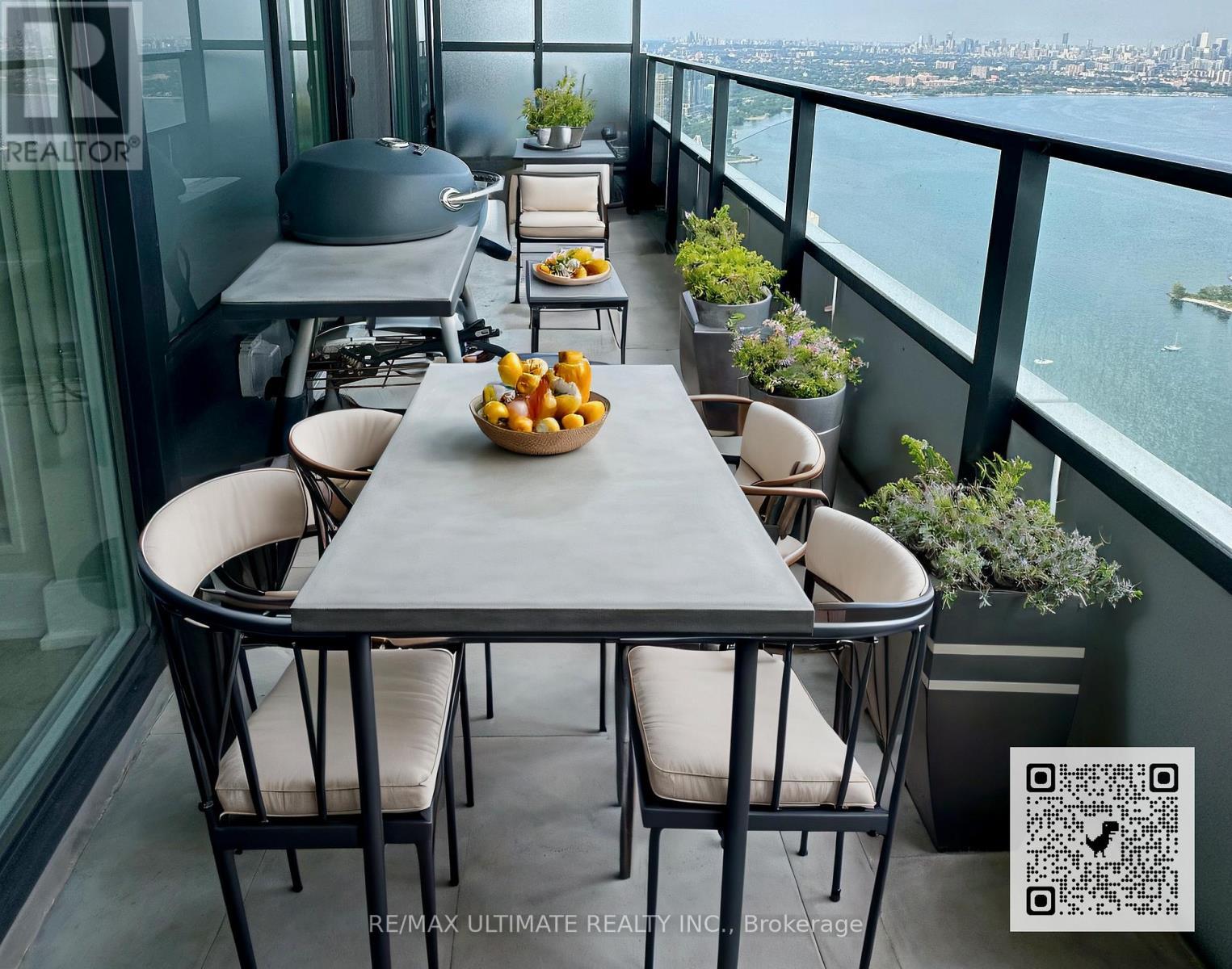 6206 - 30 Shore Breeze Drive, Toronto, ON - Outdoor With Body Of Water With Balcony With Exterior