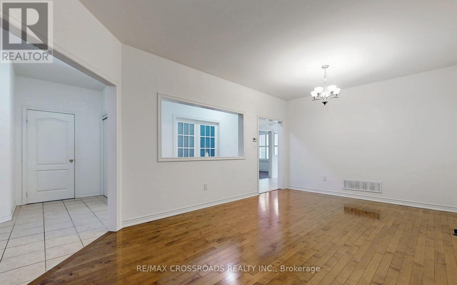 73 Eakin Mill Road, Markham, ON - Indoor Photo Showing Other Room