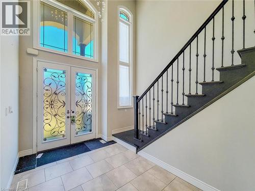7 Chardonnay Street, Hamilton, ON - Indoor Photo Showing Other Room