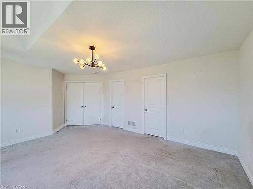 7 Chardonnay Street, Hamilton, ON - Indoor Photo Showing Other Room