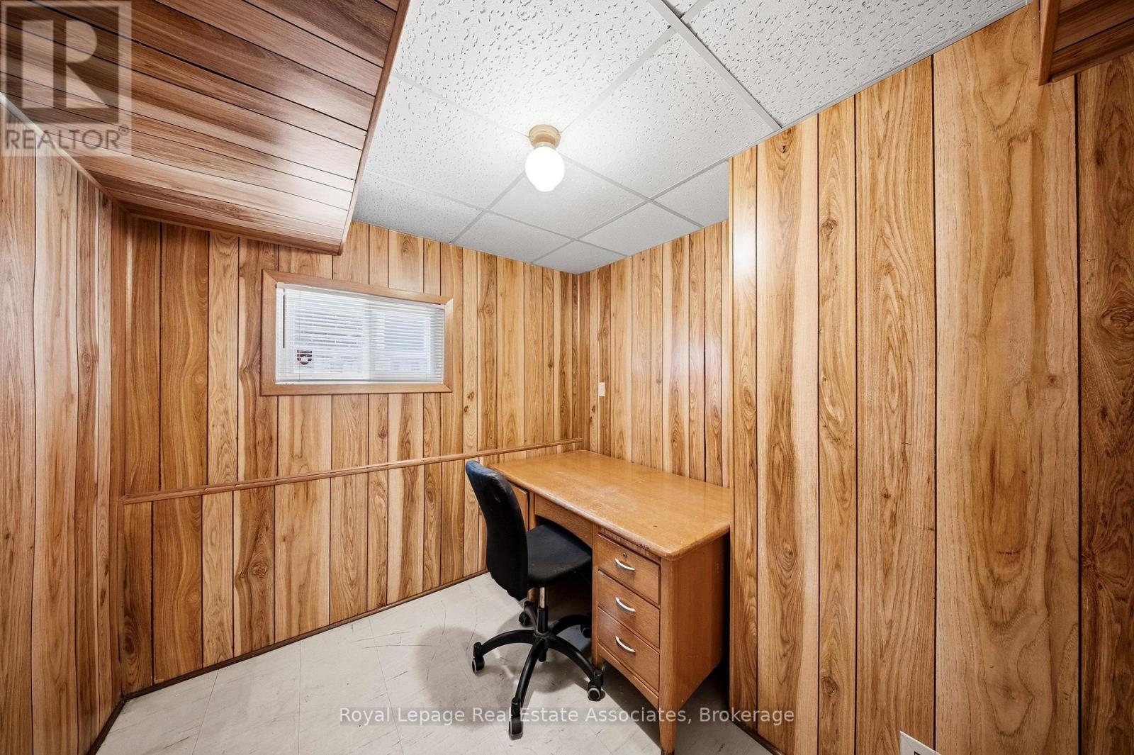 4084 Longo Circle, Mississauga, ON - Indoor
