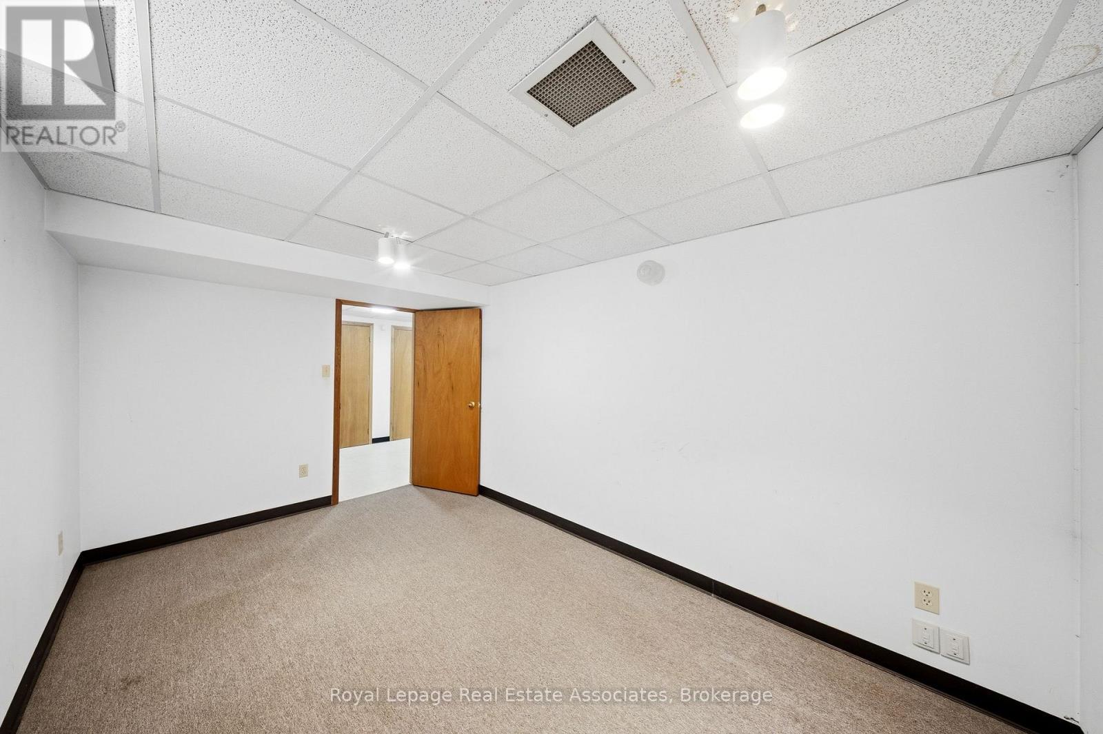 4084 Longo Circle, Mississauga, ON - Indoor Photo Showing Other Room