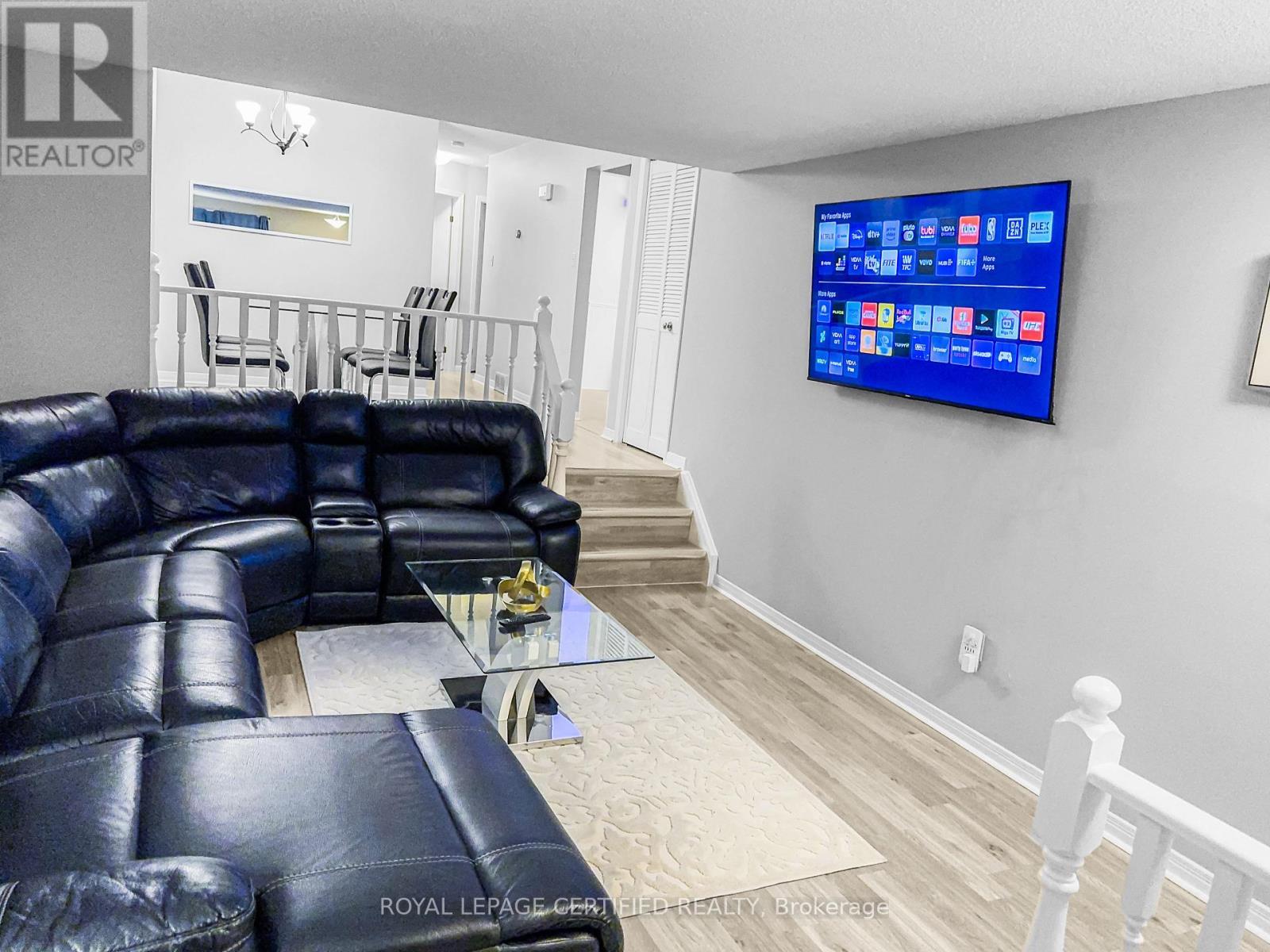67 Mcdonagh Crescent, Thorold, ON - Indoor Photo Showing Living Room