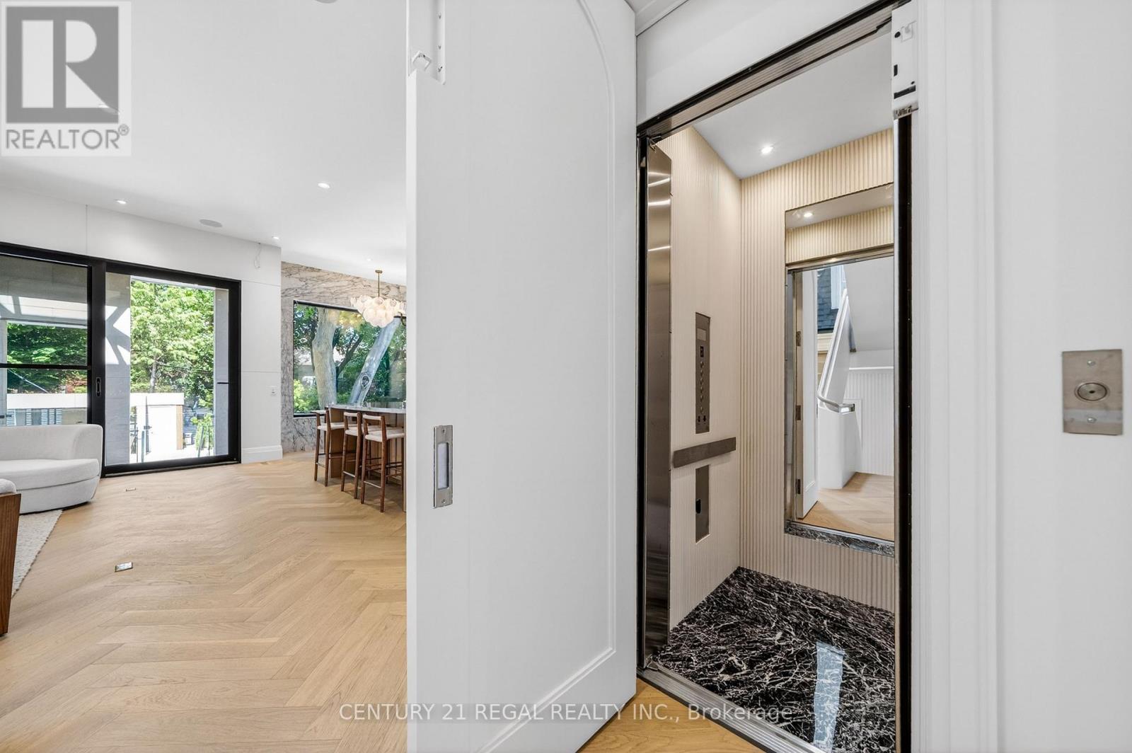 43 Wanless Crescent, Toronto, ON - Indoor Photo Showing Other Room