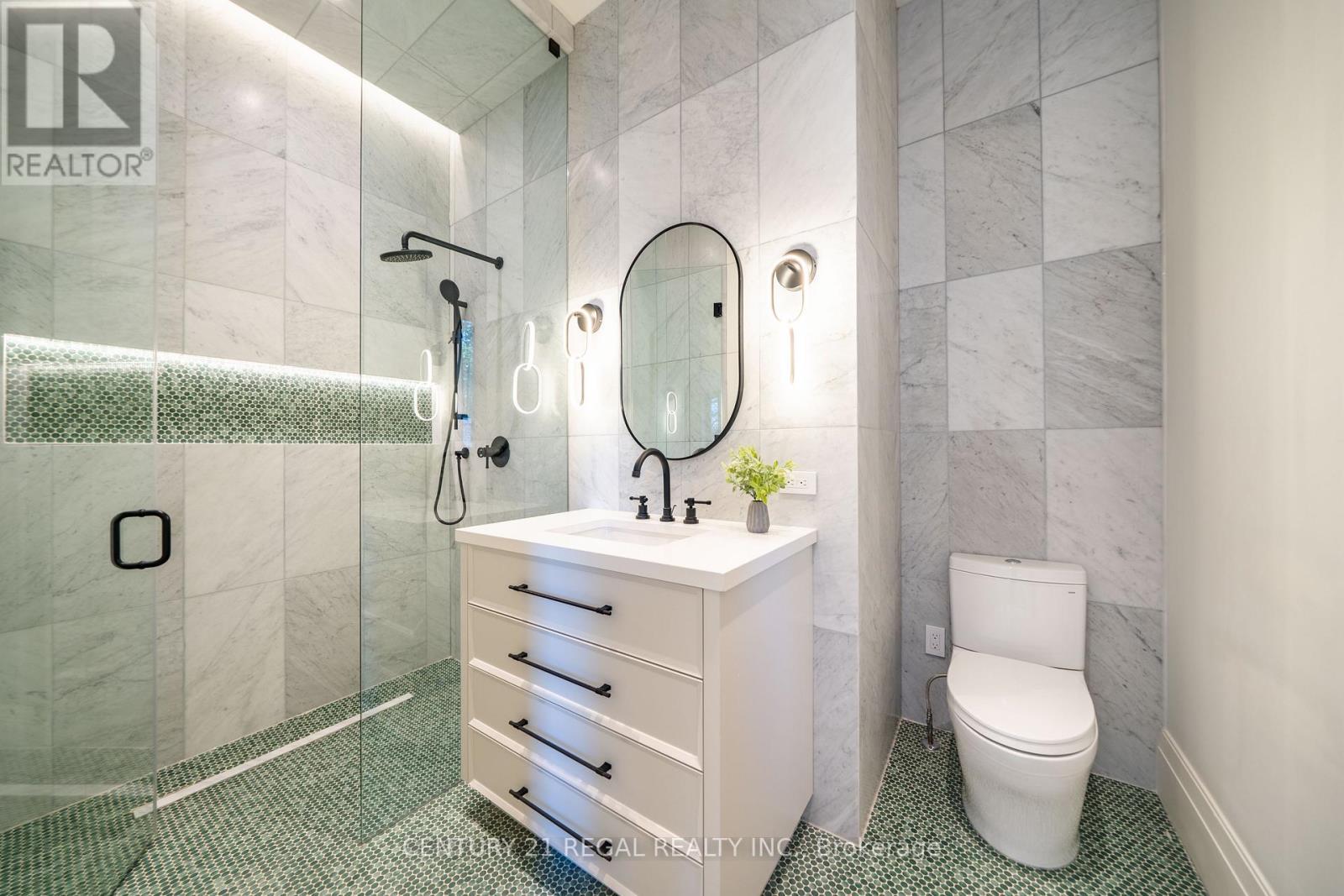 43 Wanless Crescent, Toronto, ON - Indoor Photo Showing Bathroom