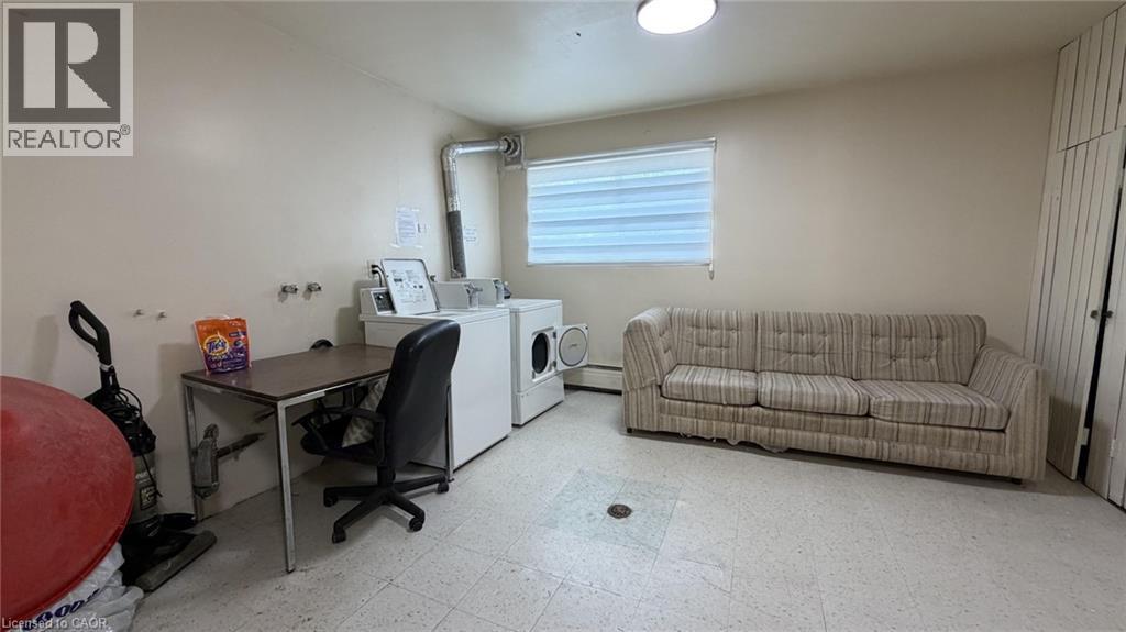 206 Indian Road, Kitchener, ON - Indoor