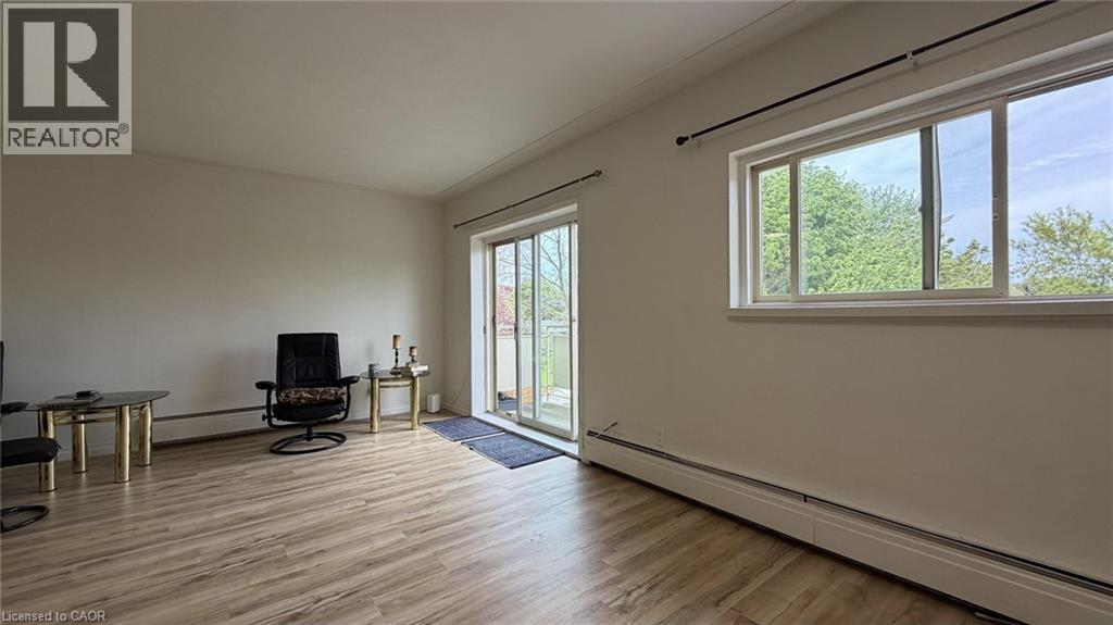 206 Indian Road, Kitchener, ON - Indoor