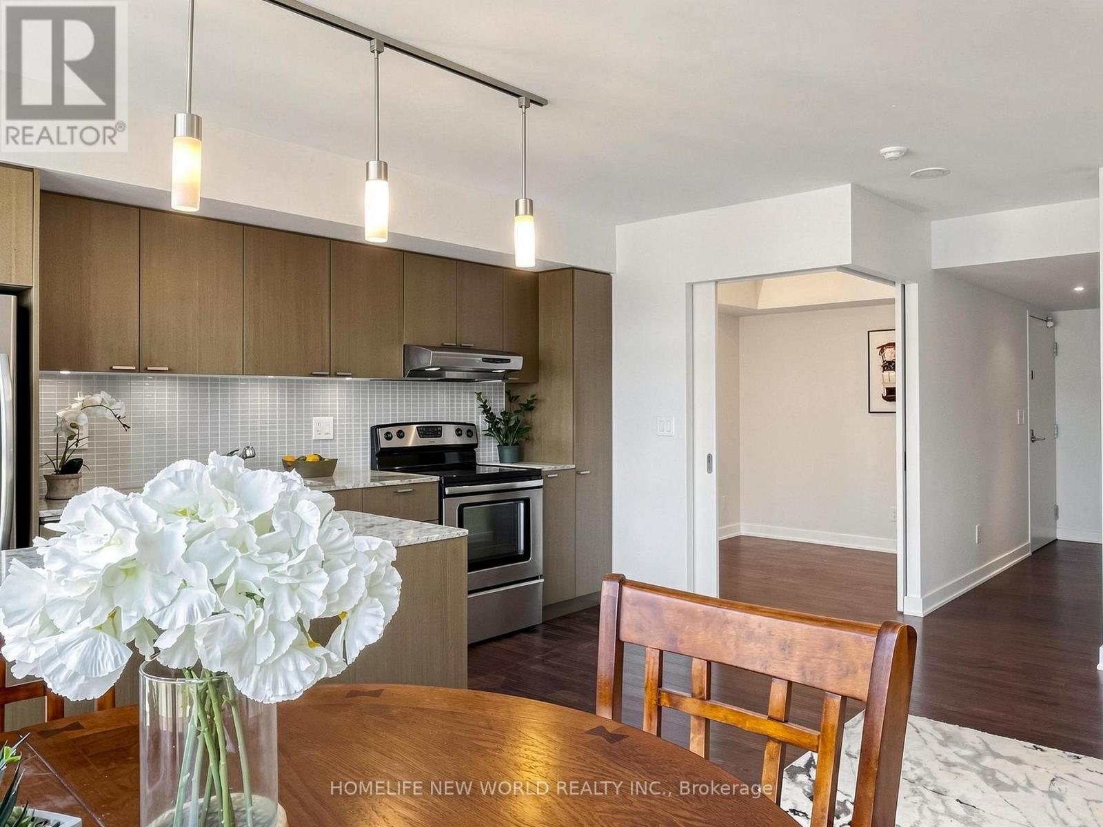 1406 - 110 Charles Street E, Toronto, ON - Indoor Photo Showing Other Room