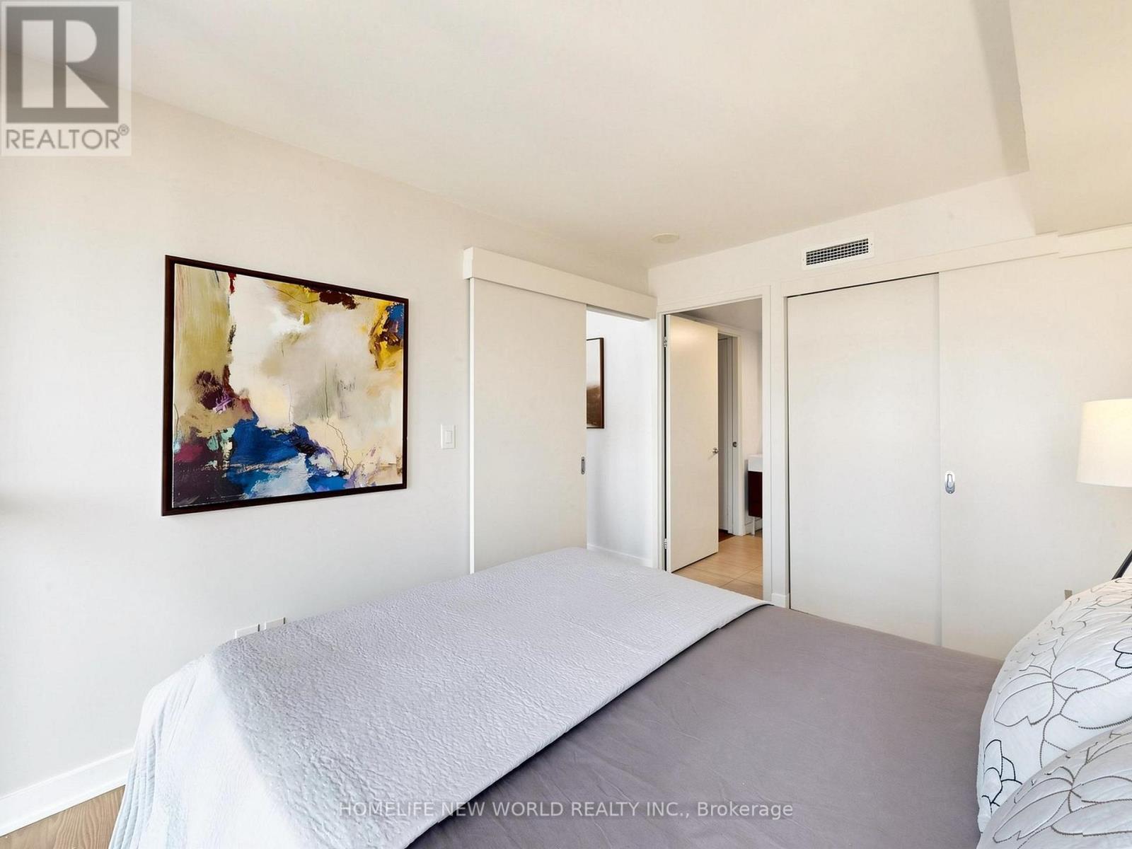 1406 - 110 Charles Street E, Toronto, ON - Indoor Photo Showing Bedroom