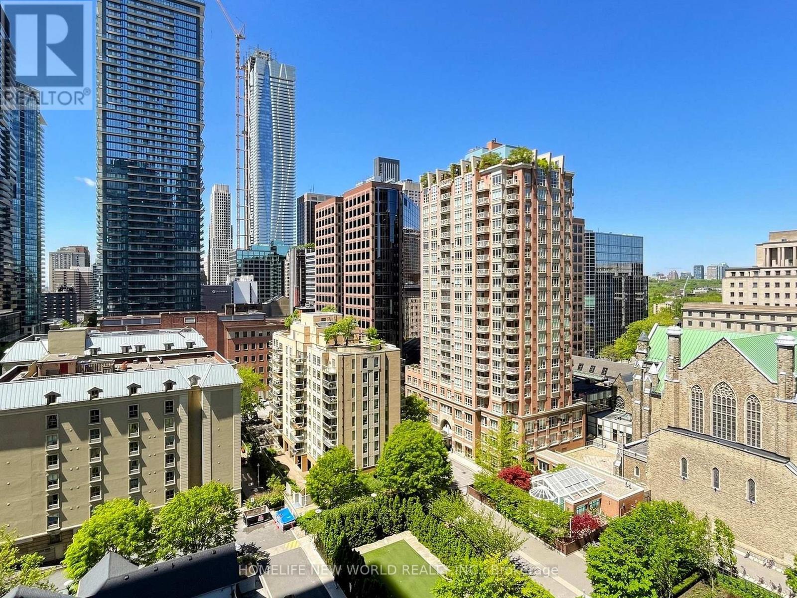 1406 - 110 Charles Street E, Toronto, ON - Outdoor With Facade