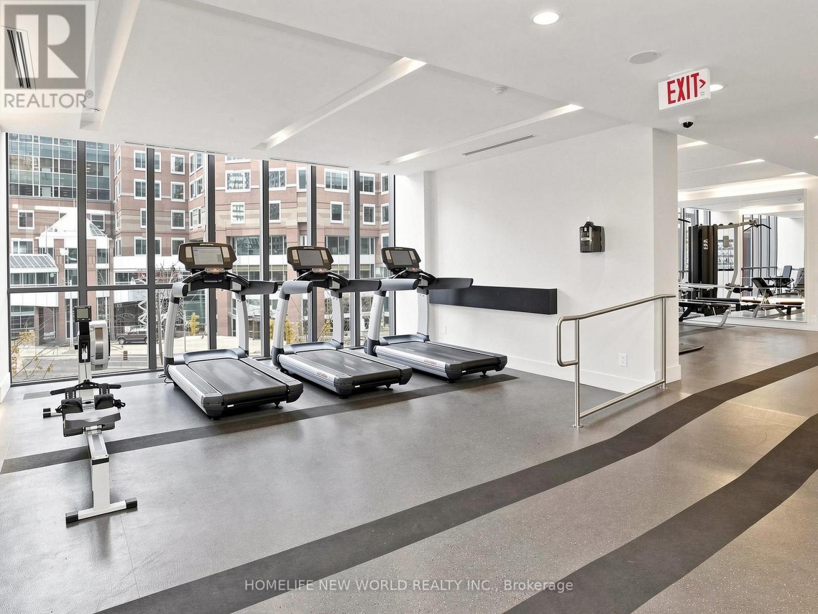 1406 - 110 Charles Street E, Toronto, ON - Indoor Photo Showing Gym Room