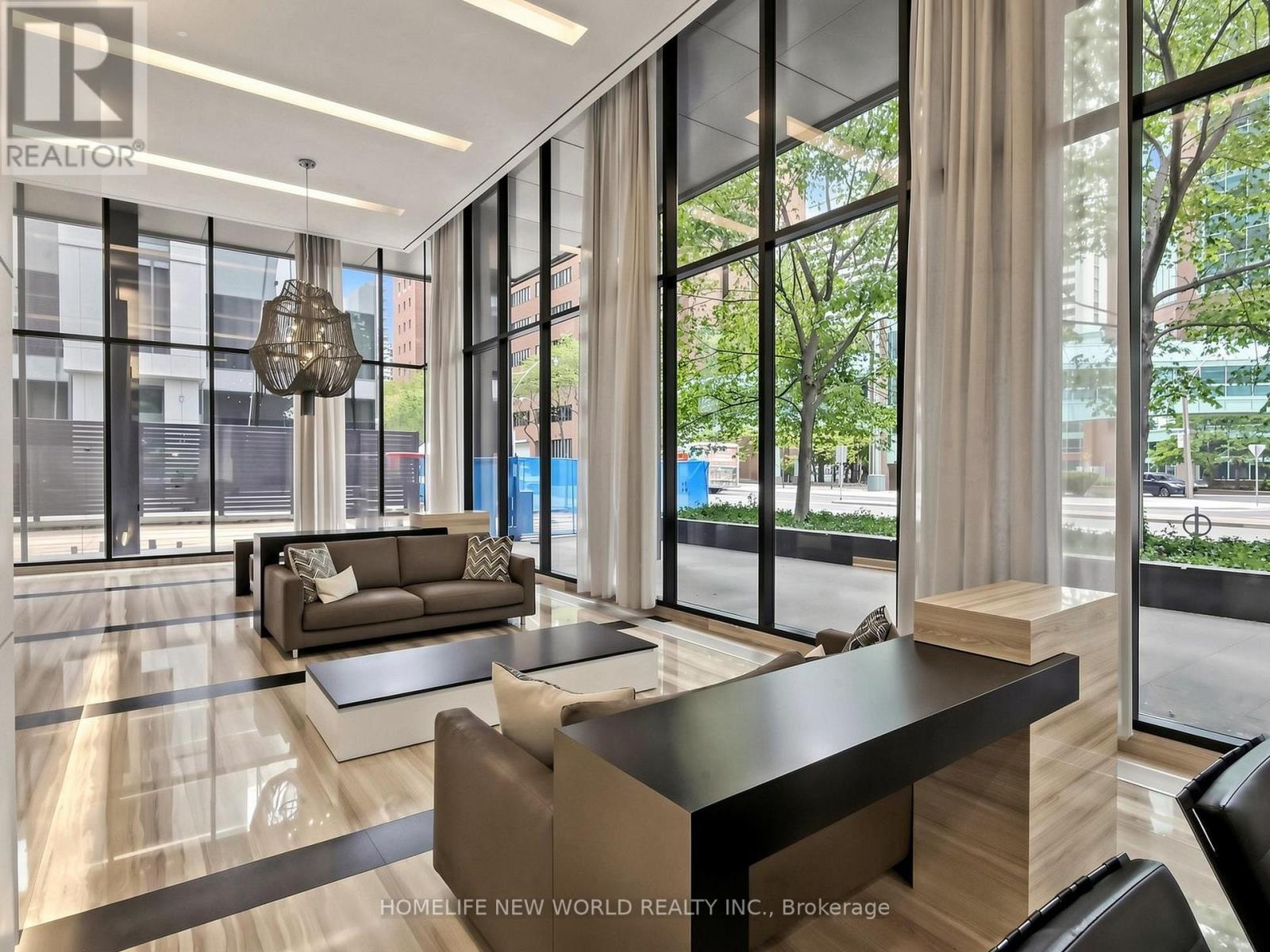 1406 - 110 Charles Street E, Toronto, ON - Indoor Photo Showing Other Room