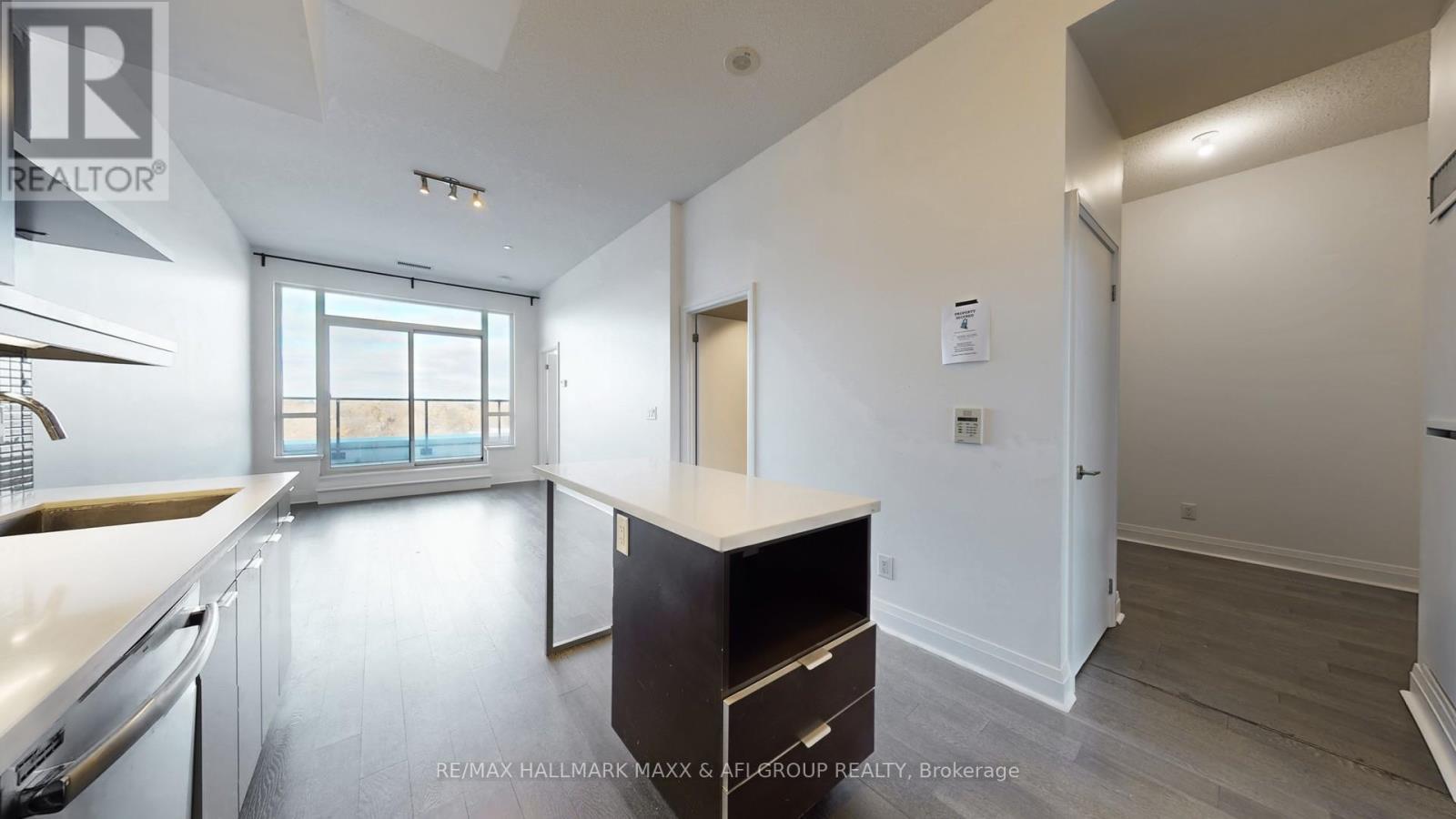 617 - 399 Spring Garden Avenue, Toronto, ON - Indoor Photo Showing Other Room