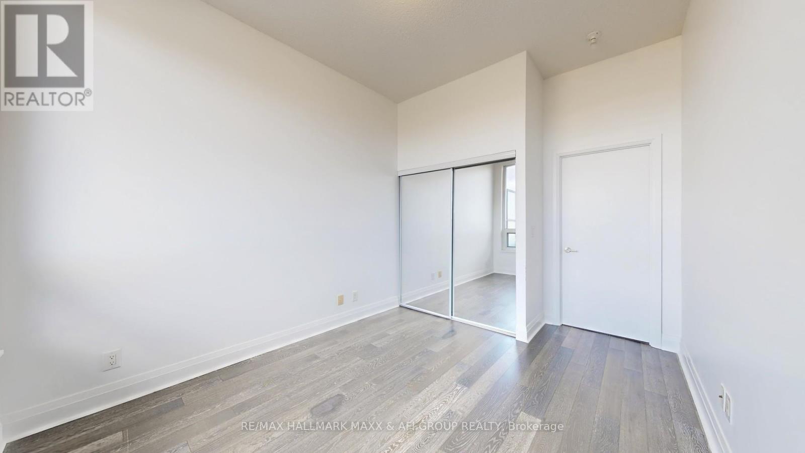 617 - 399 Spring Garden Avenue, Toronto, ON - Indoor Photo Showing Other Room