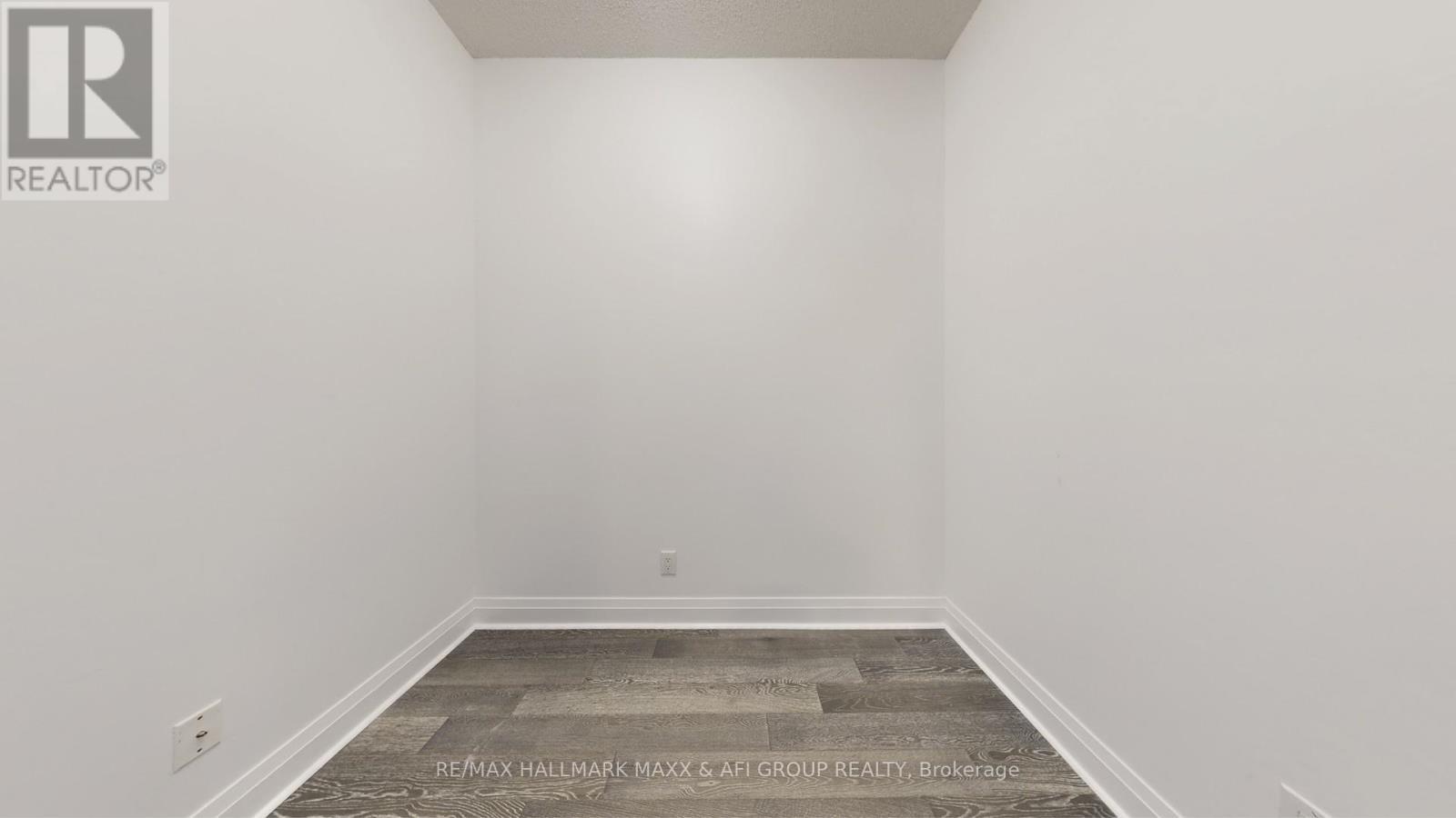 617 - 399 Spring Garden Avenue, Toronto, ON - Indoor Photo Showing Other Room