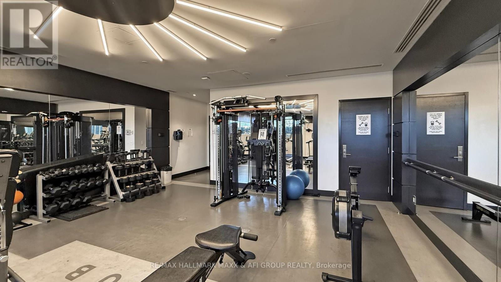 617 - 399 Spring Garden Avenue, Toronto, ON - Indoor Photo Showing Gym Room