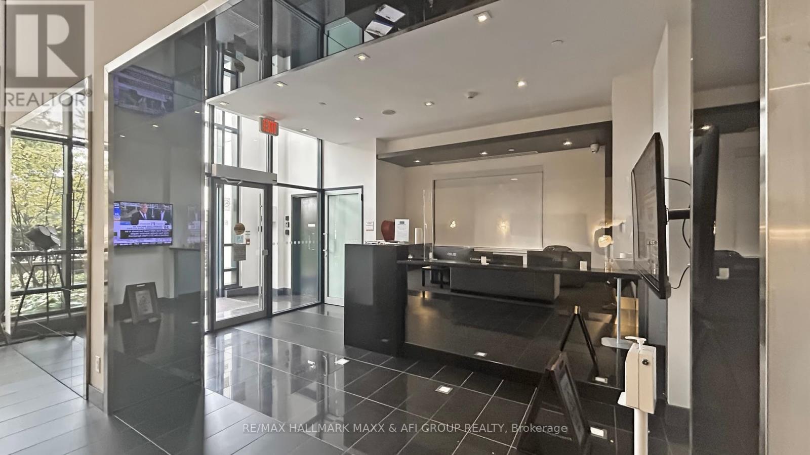 617 - 399 Spring Garden Avenue, Toronto, ON - Indoor Photo Showing Other Room