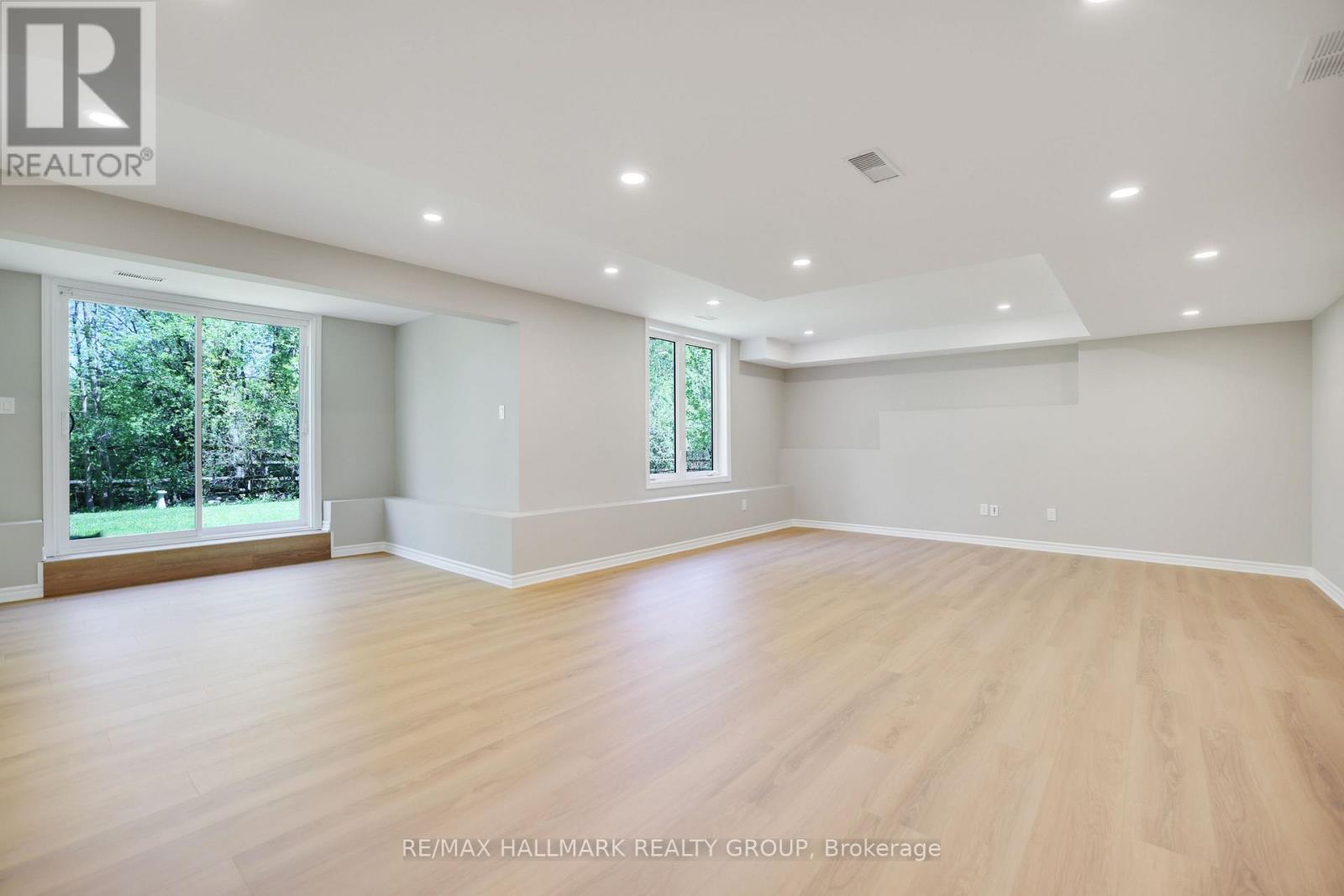 90 Stonewater Bay, Carleton Place, ON - Indoor Photo Showing Other Room