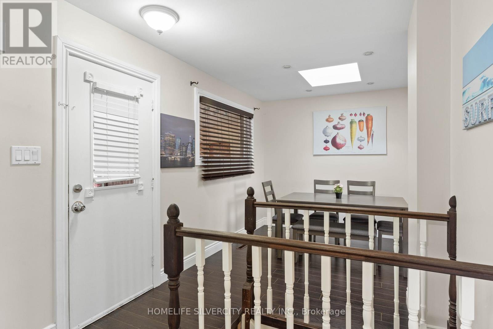 298 Barton Street, Hamilton, ON - Indoor Photo Showing Other Room