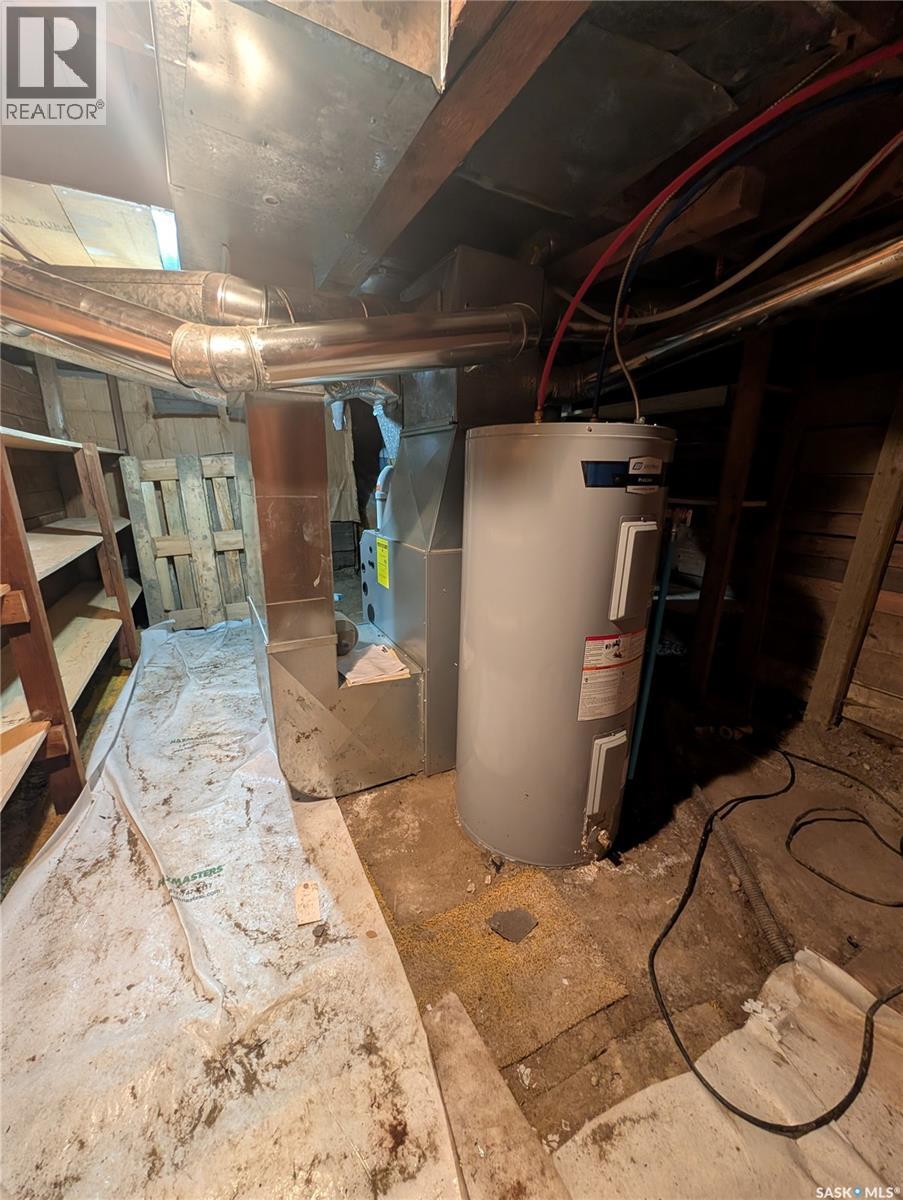 1105 9Th Street, Perdue, SK - Indoor Photo Showing Basement