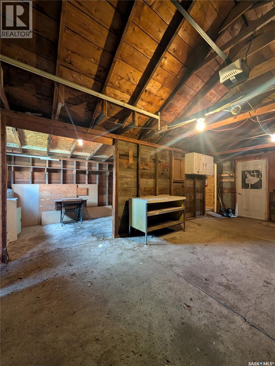 1105 9Th Street, Perdue, SK - Indoor Photo Showing Other Room