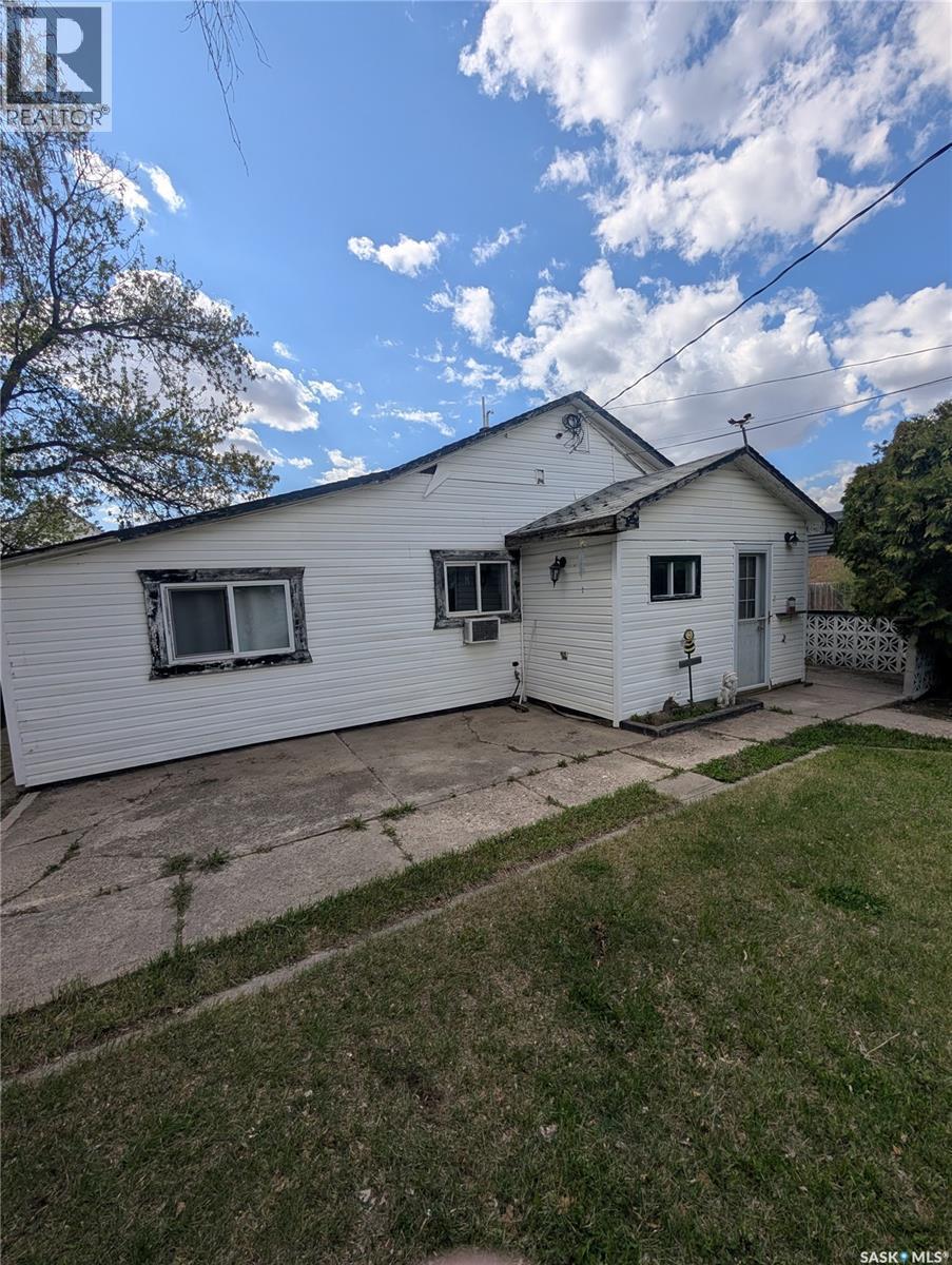 1105 9Th Street, Perdue, SK - Outdoor