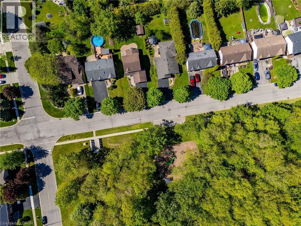 307 Orkney Street W, Caledonia, ON - Outdoor With View