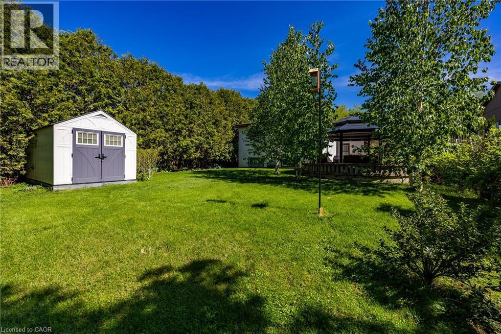 307 Orkney Street W, Caledonia, ON - Outdoor