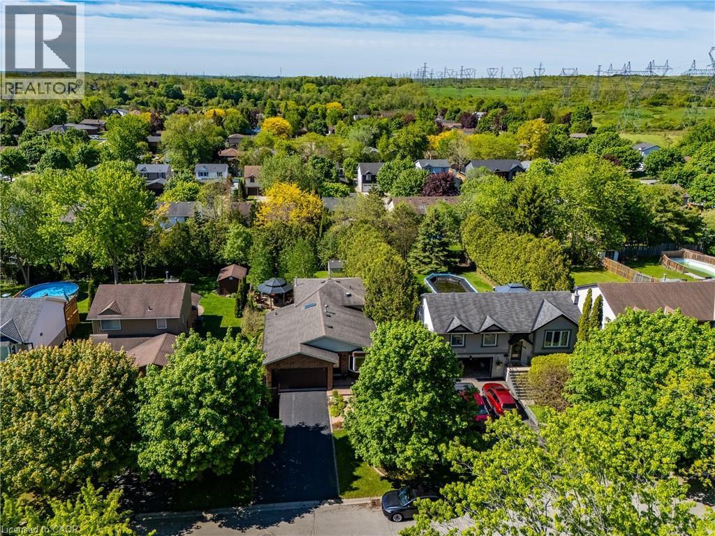 307 Orkney Street W, Caledonia, ON - Outdoor With View