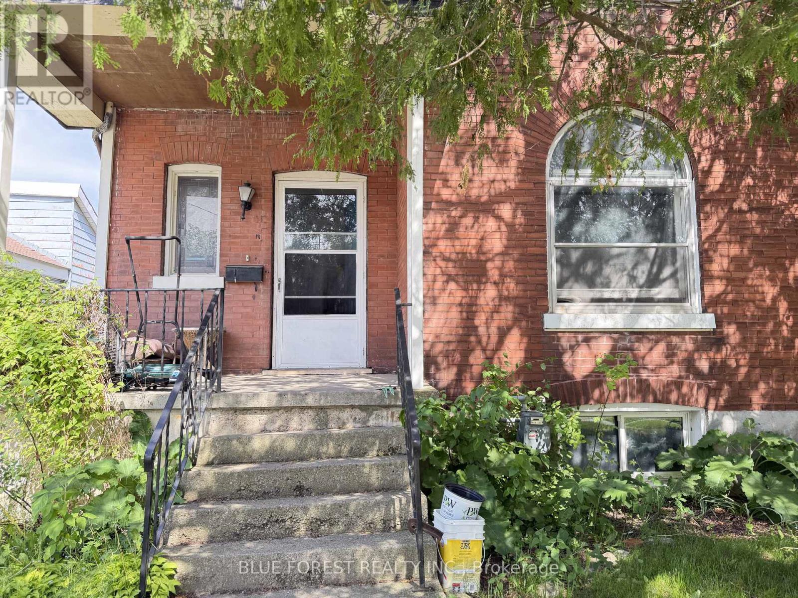 67 St Catharine Street, St. Thomas, ON