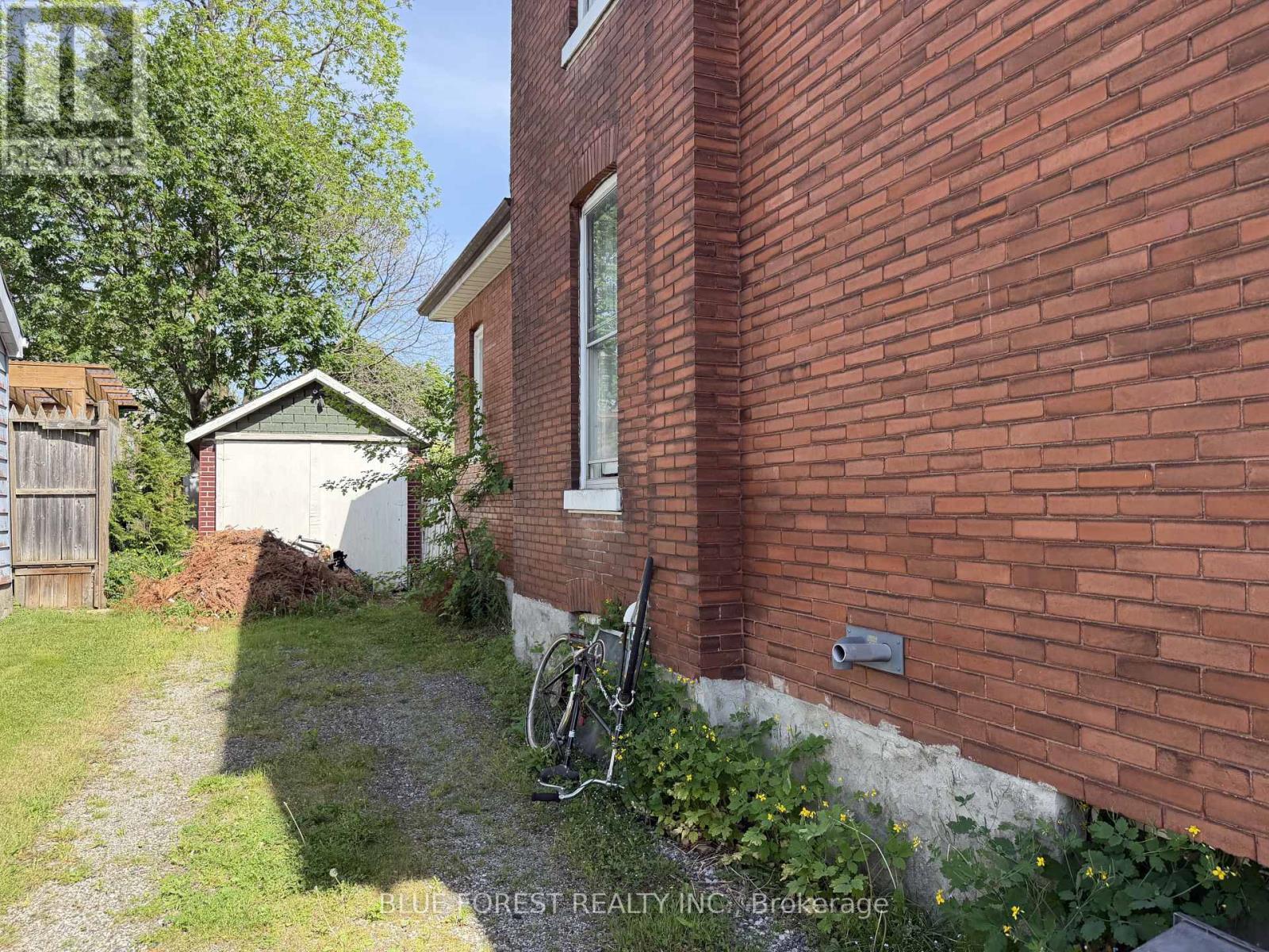 67 St Catharine Street, St. Thomas, ON