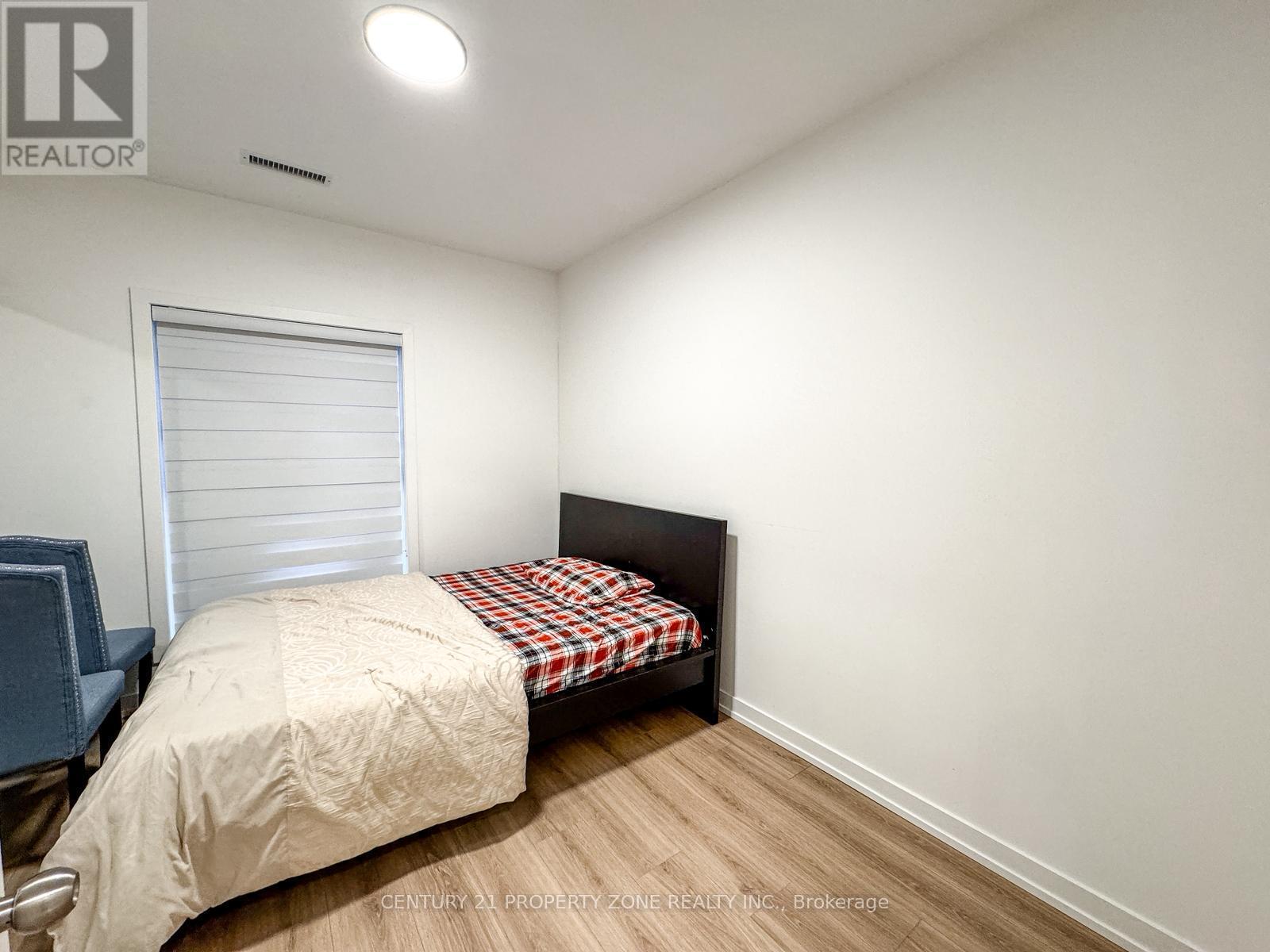 06 - 20 Lagerfeld Drive, Brampton, ON - Indoor Photo Showing Bedroom