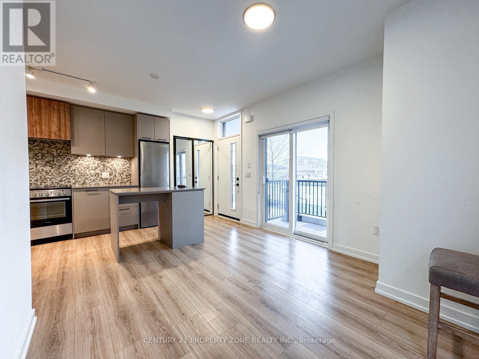 06 - 20 Lagerfeld Drive, Brampton, ON - Indoor Photo Showing Kitchen