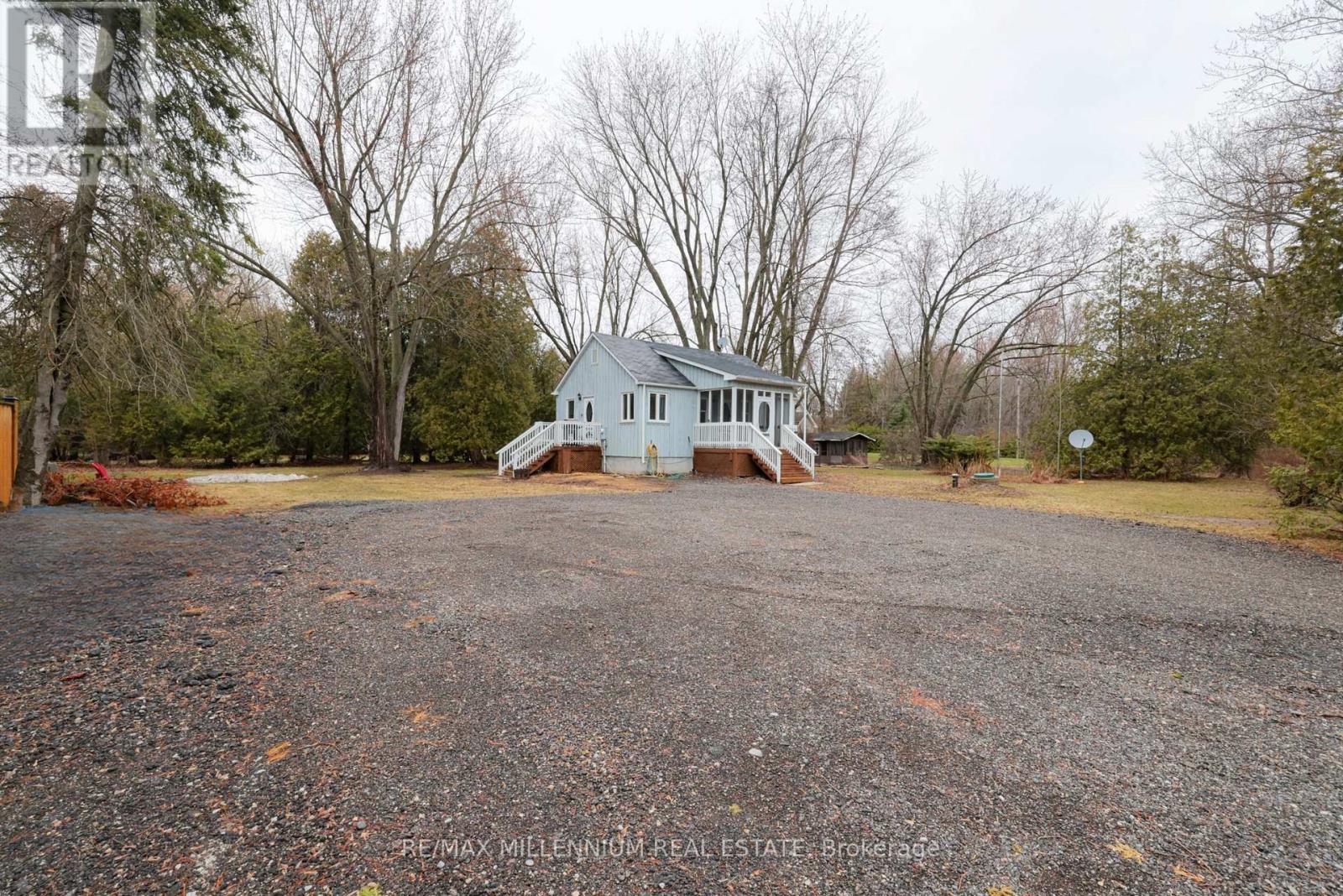 2424 Olde Base Line Road, Caledon, ON - Outdoor