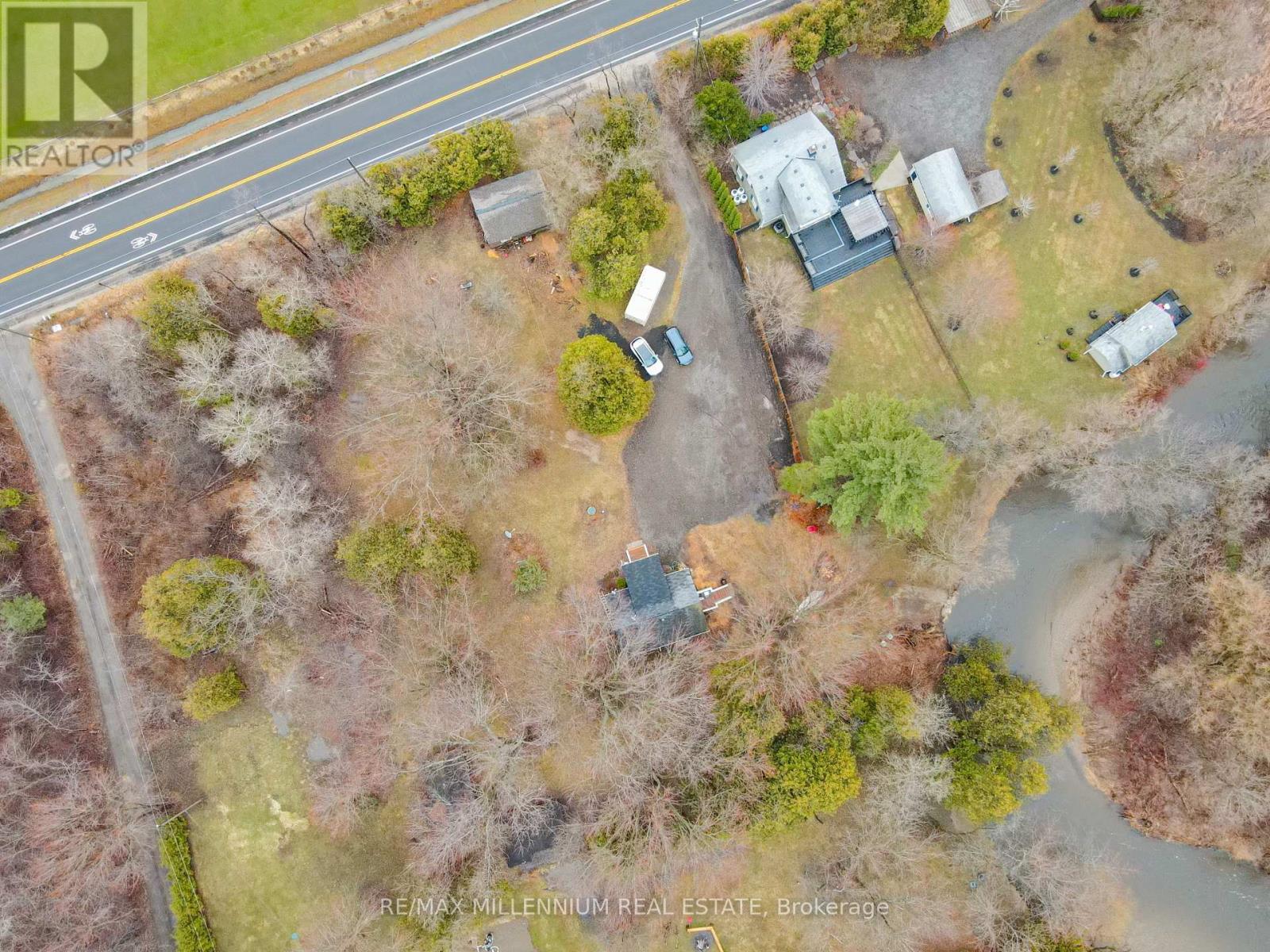 2424 Olde Base Line Road, Caledon, ON - Outdoor With View