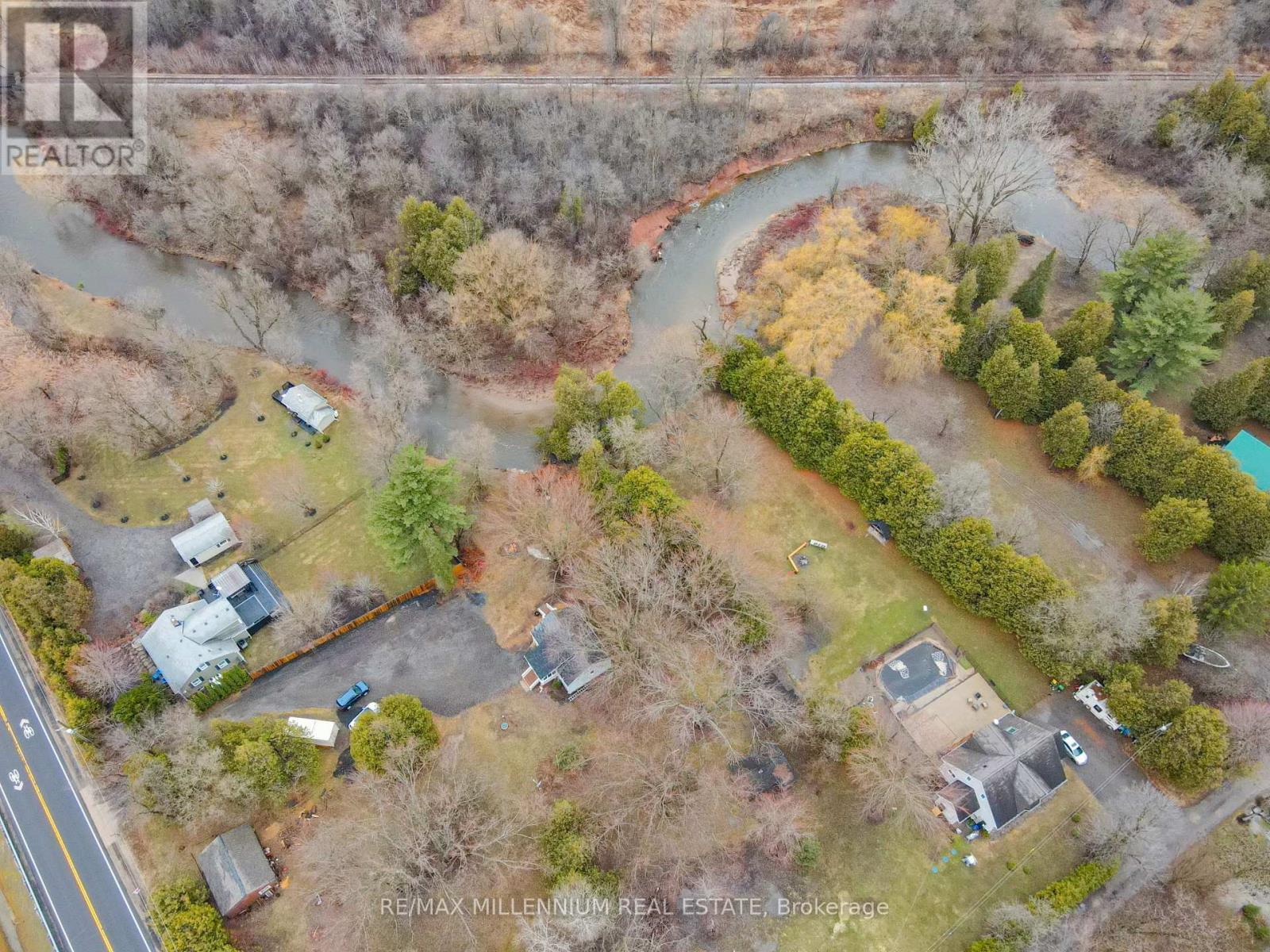 2424 Olde Base Line Road, Caledon, ON - Outdoor With View